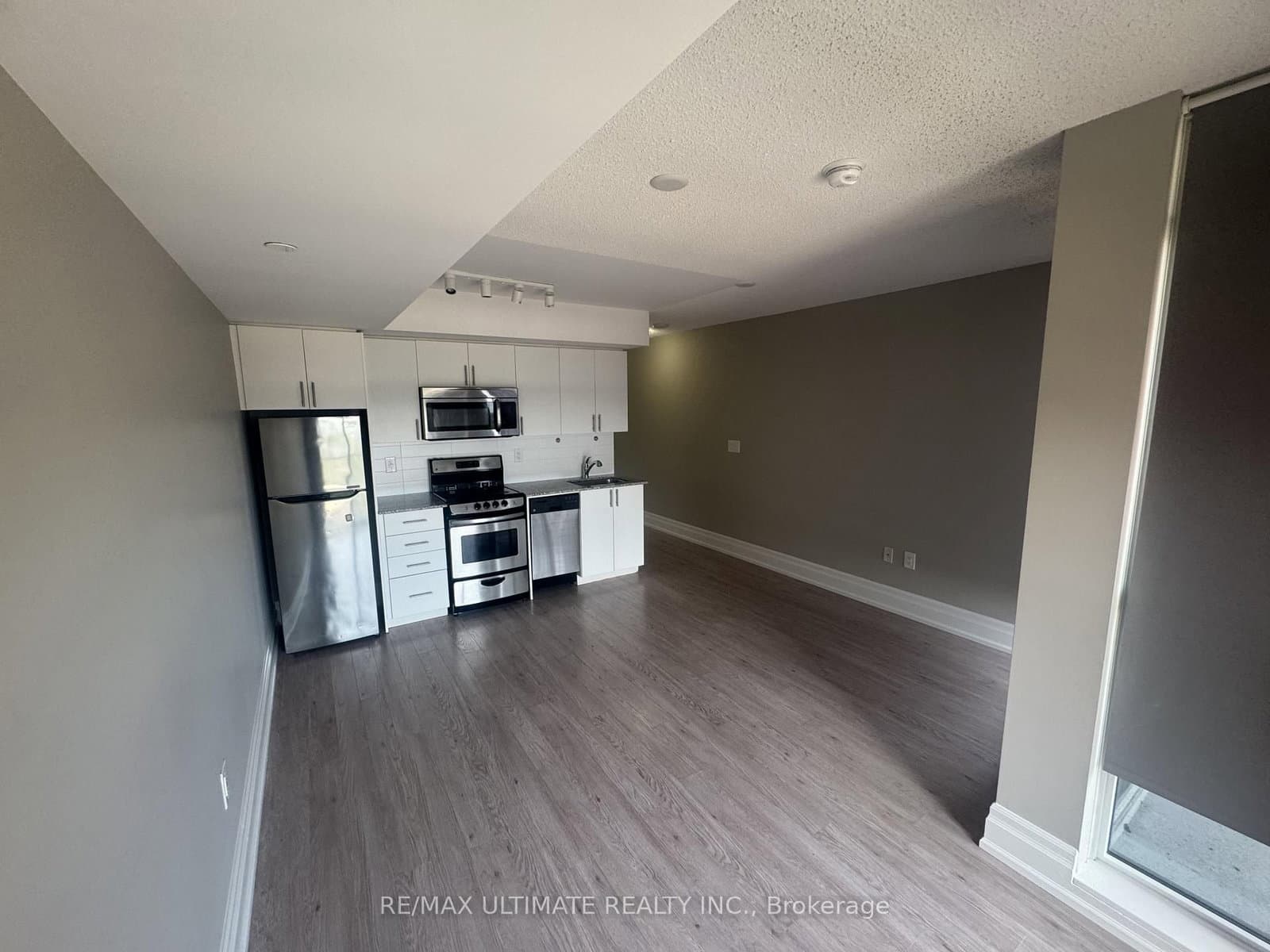800 Lawrence Avenue W, Unit 516 - Image 5