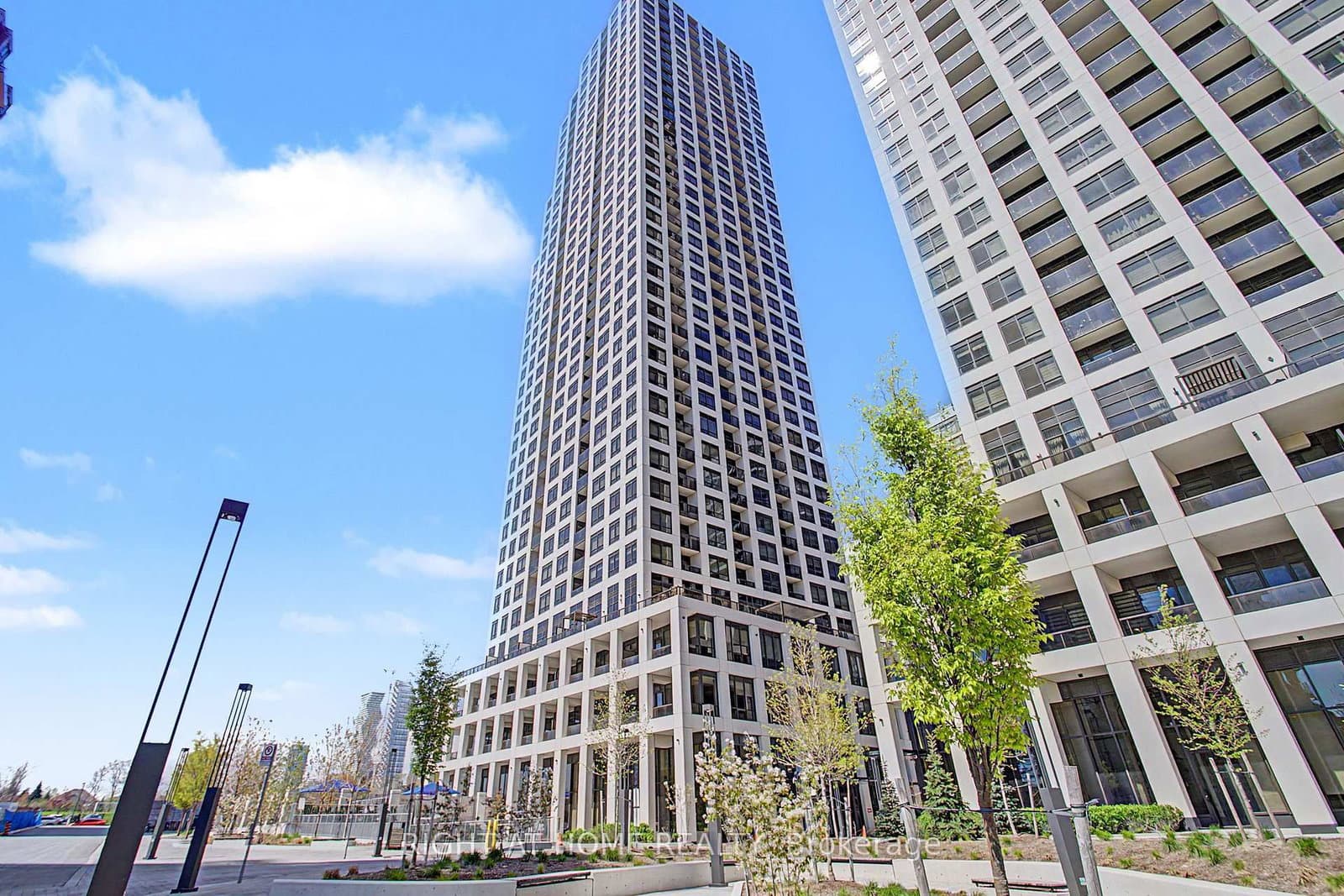36 Elm Drive W, Unit 3202 - Image 1