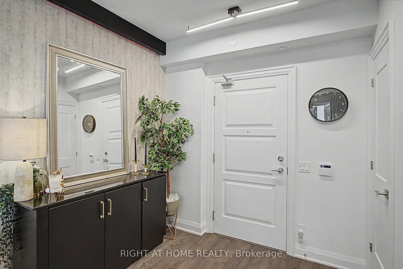 36 Elm Drive W, Unit 3202 - Image 4