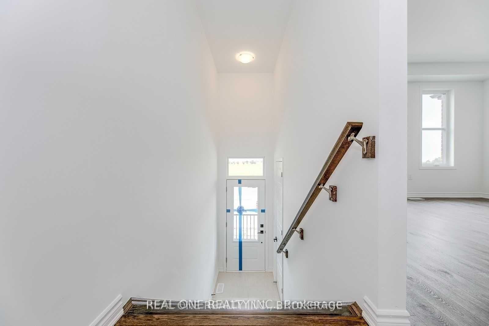 980 Logan Drive, Unit 34 - Image 4