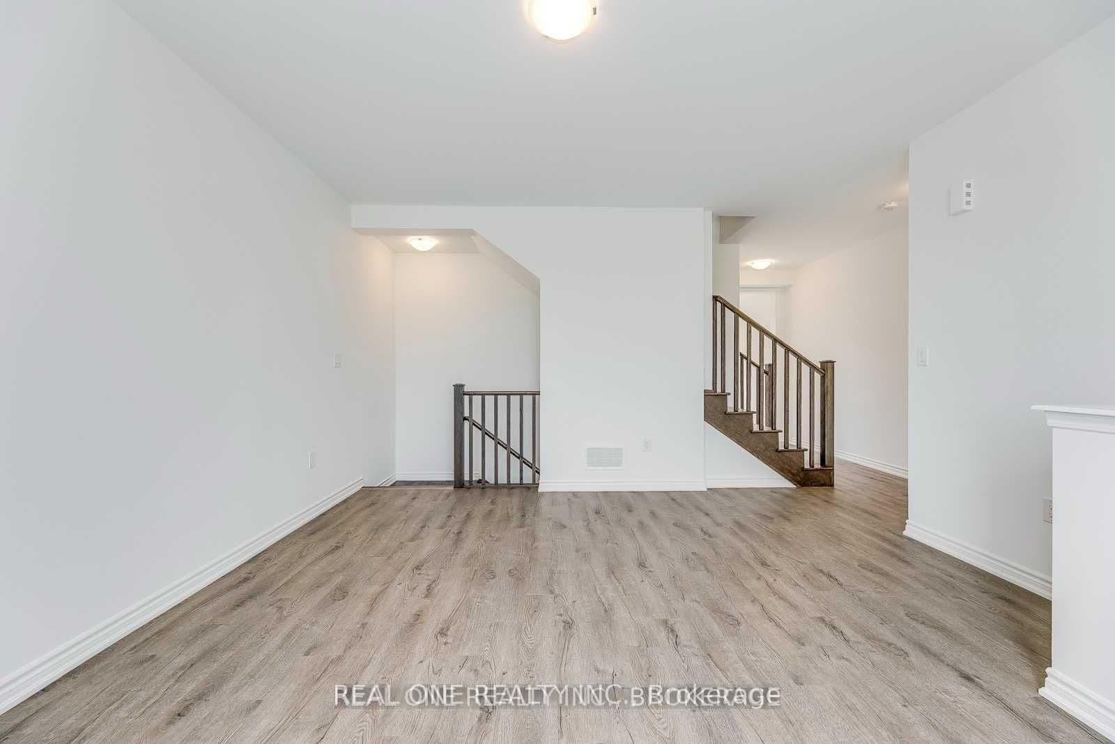 980 Logan Drive, Unit 34 - Image 6