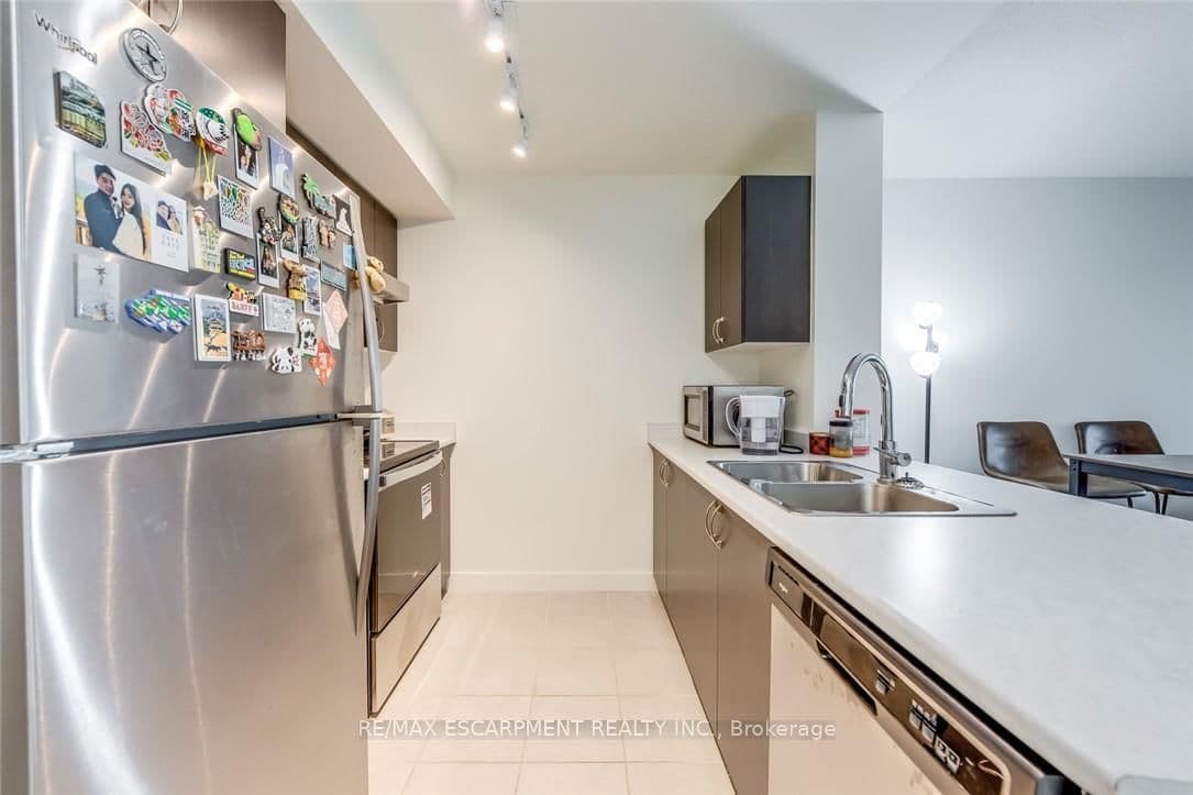 10 Wilby Crescent, Unit 309 - Image 5