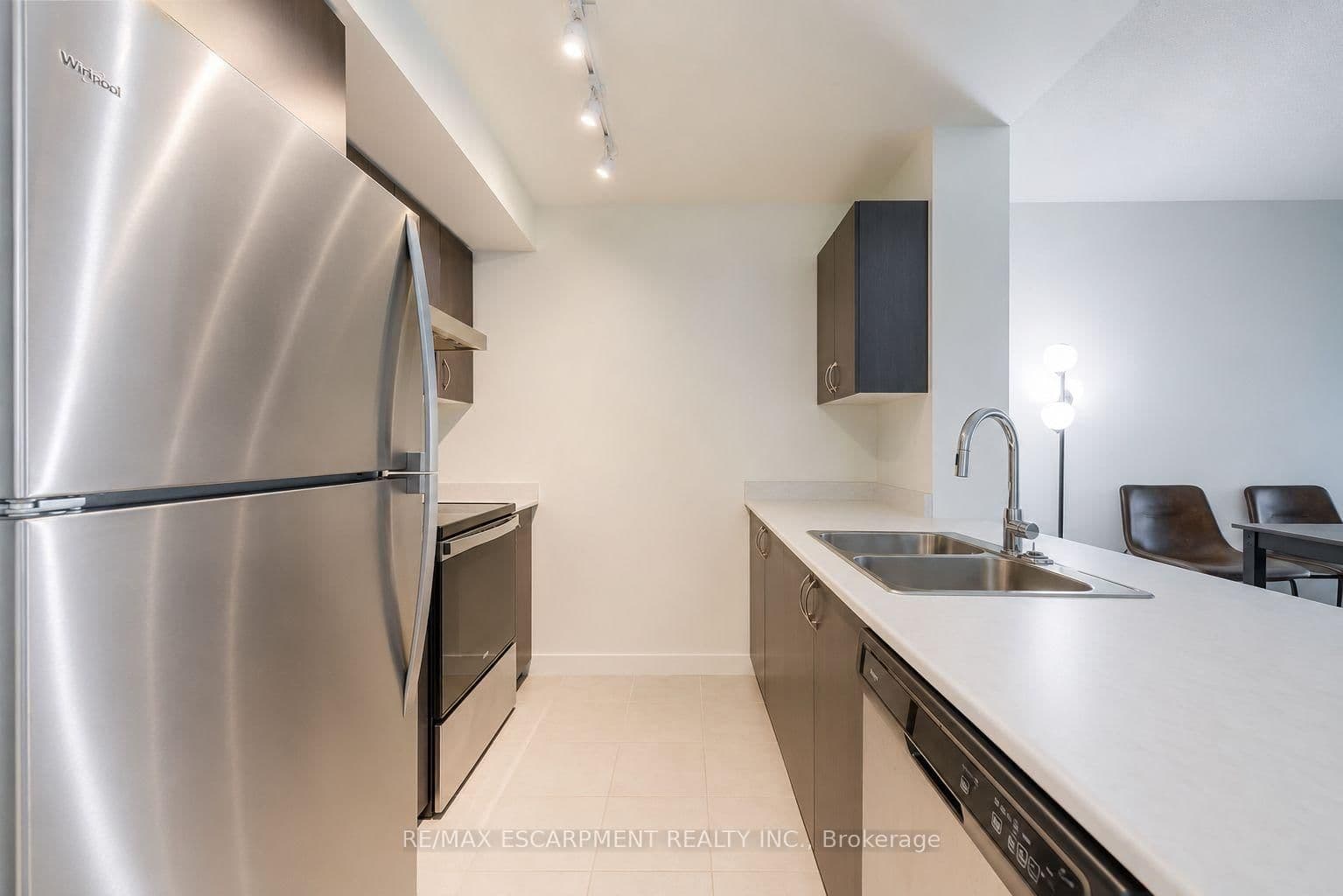 10 Wilby Crescent, Unit 309 - Image 6