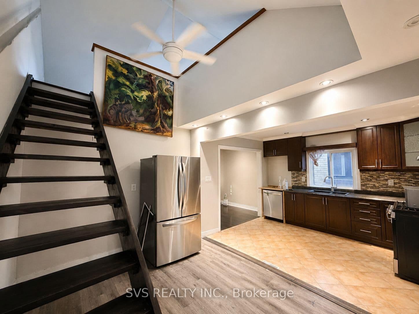 45 Craydon Avenue, Unit MAIN - Image 1