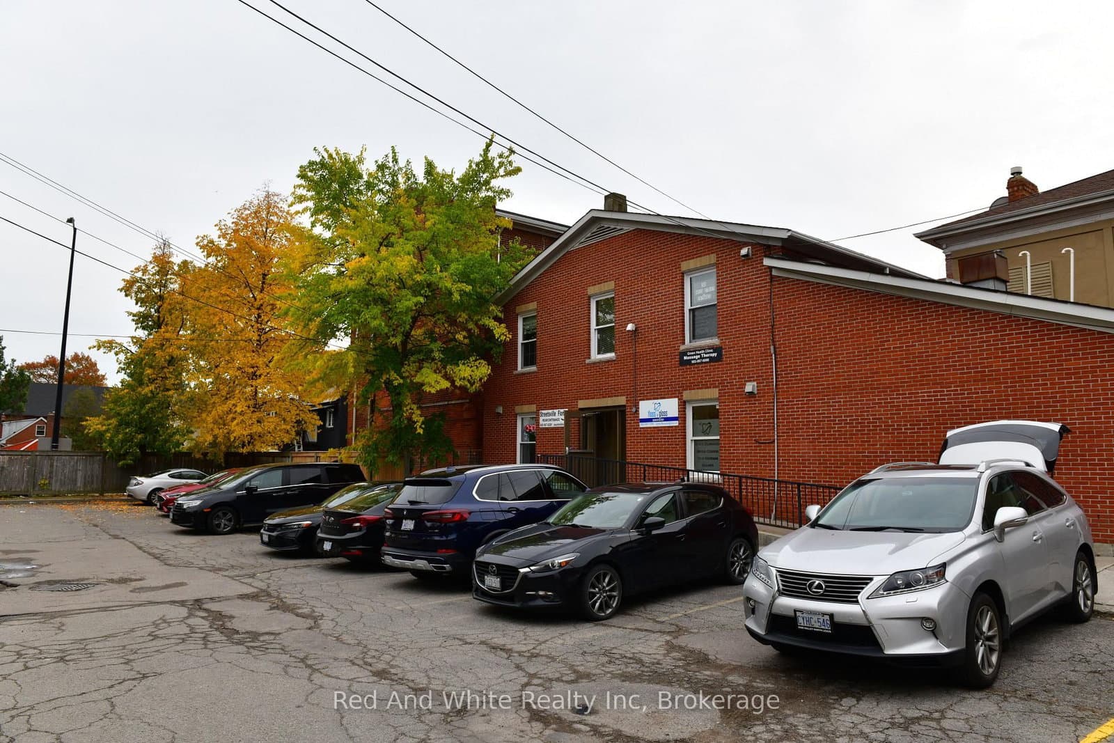 265 Queen Street S - Image 5