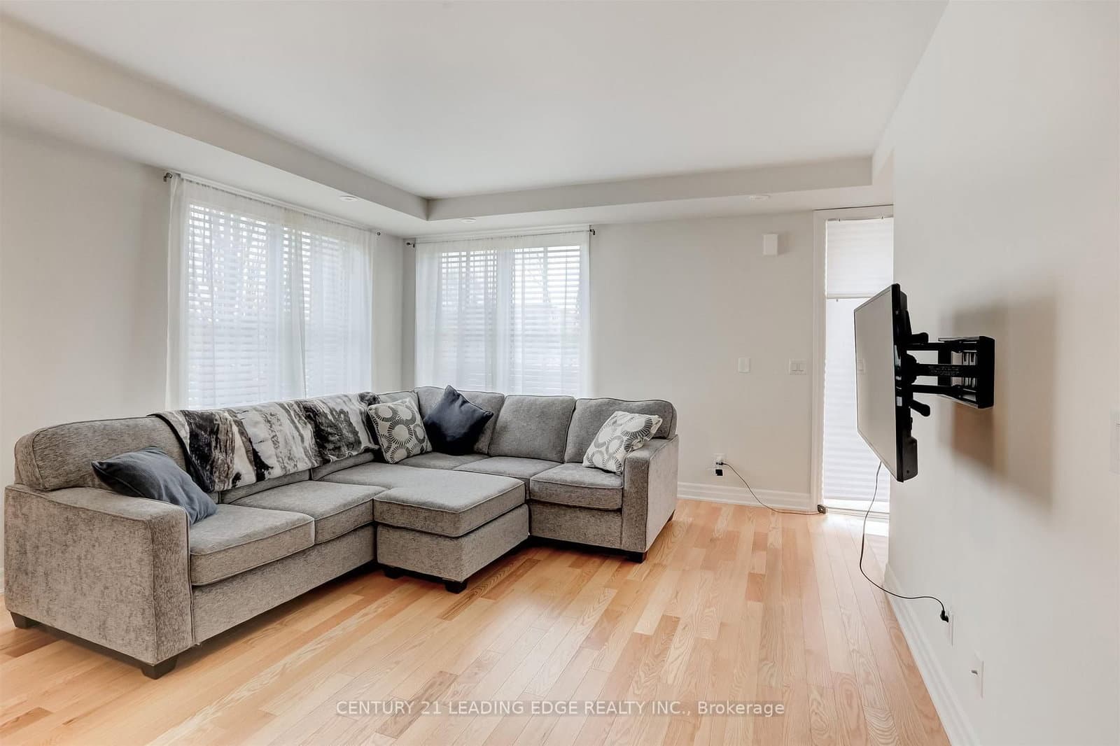 1180 Cawthra Road, Unit 106 - Image 3