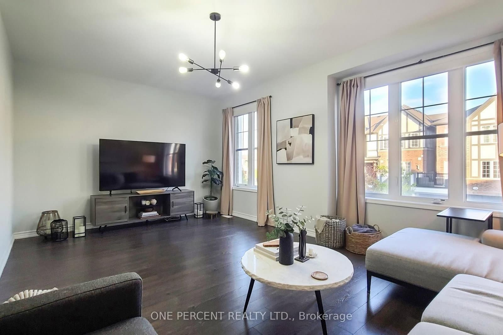 501 Buckeye Court - Image 5