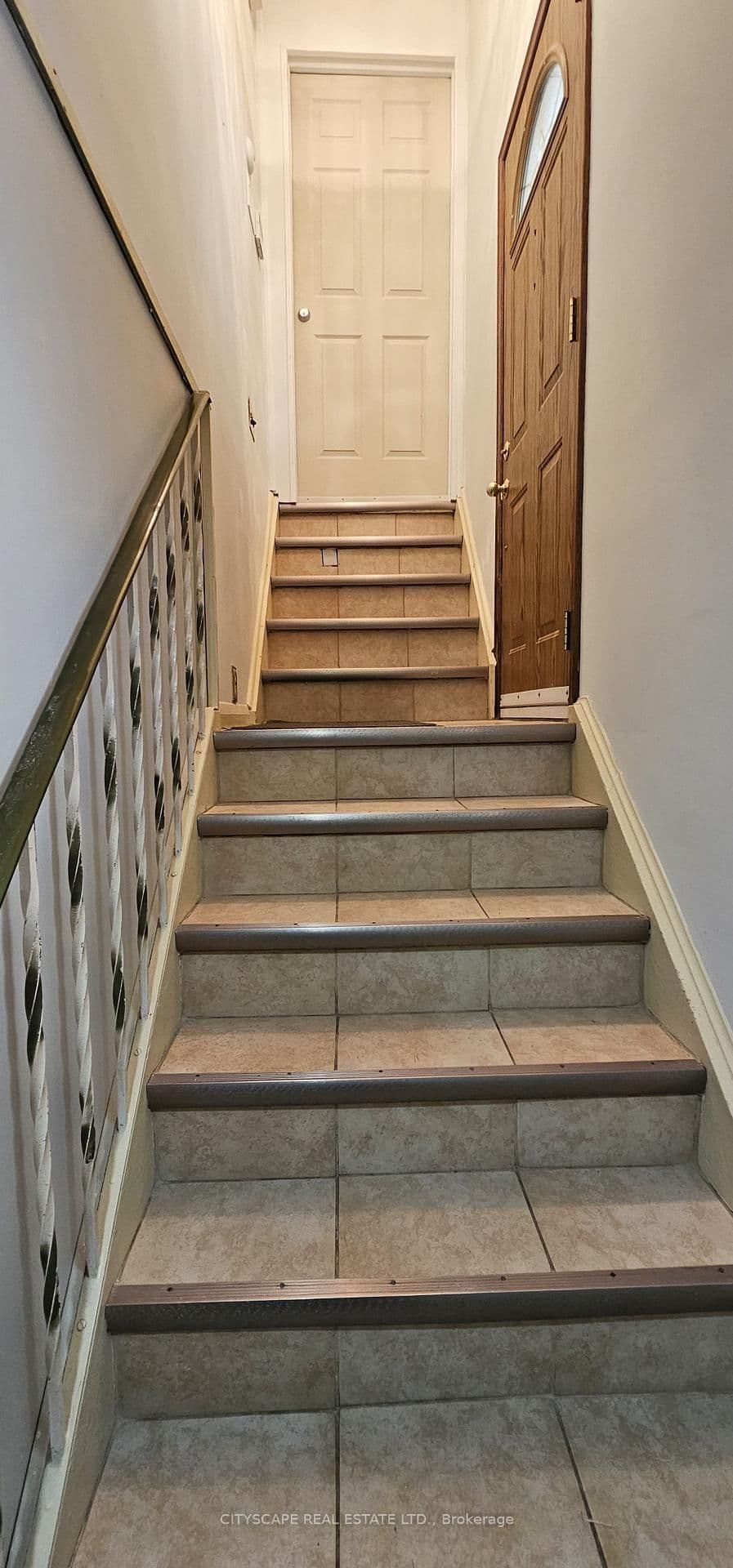 49 Algoma Street, Unit Basement - Image 4
