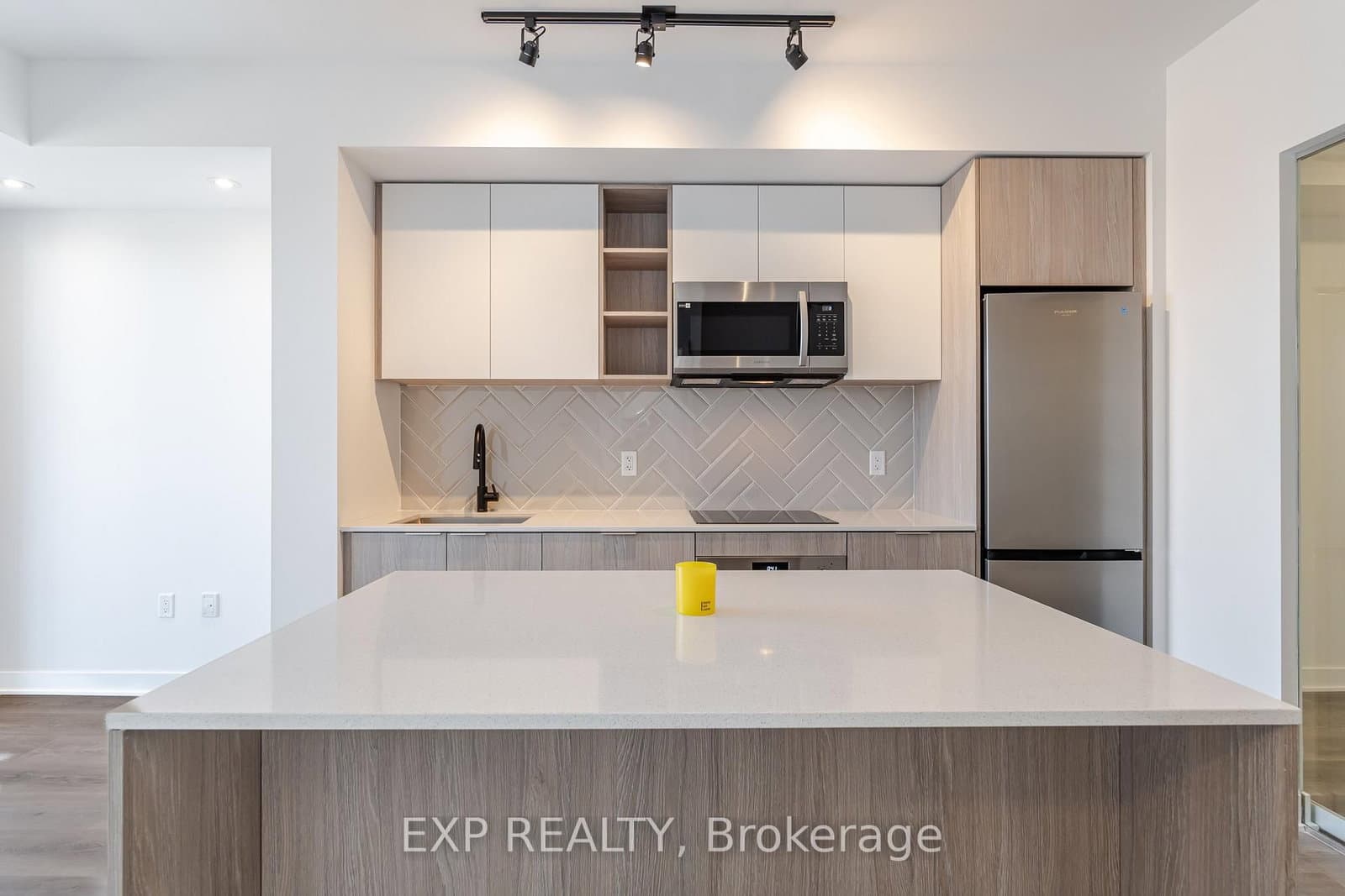 36 Zorra Street, Unit 1805 - Image 3