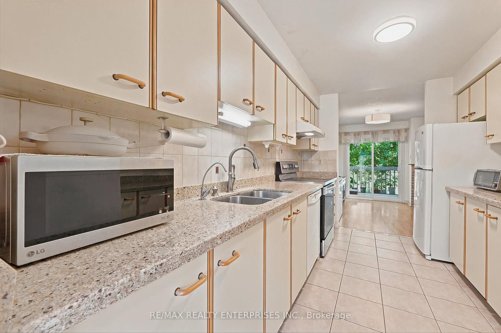 4635 Regents Terrace, Unit 68 - Image 6