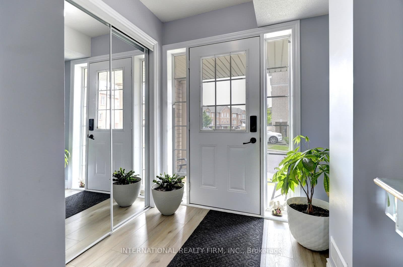 56 Arizona Drive - Image 2