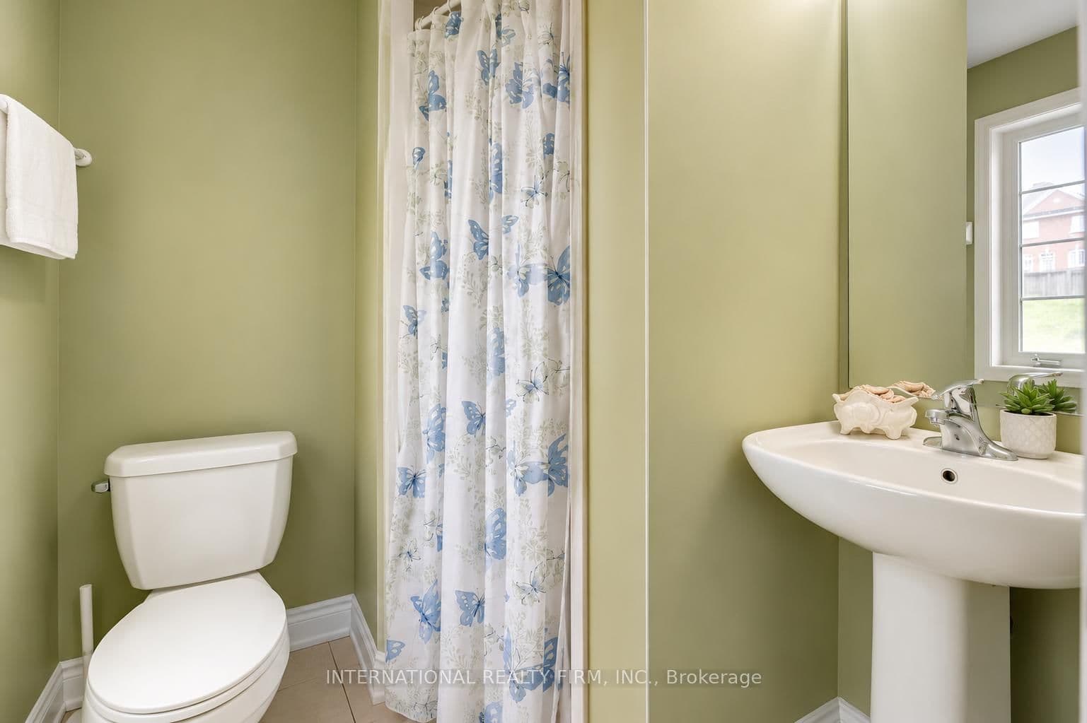 56 Arizona Drive - Image 3