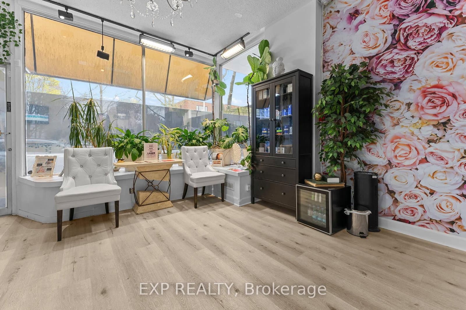 213 Lakeshore Road E, Unit Main - Image 6