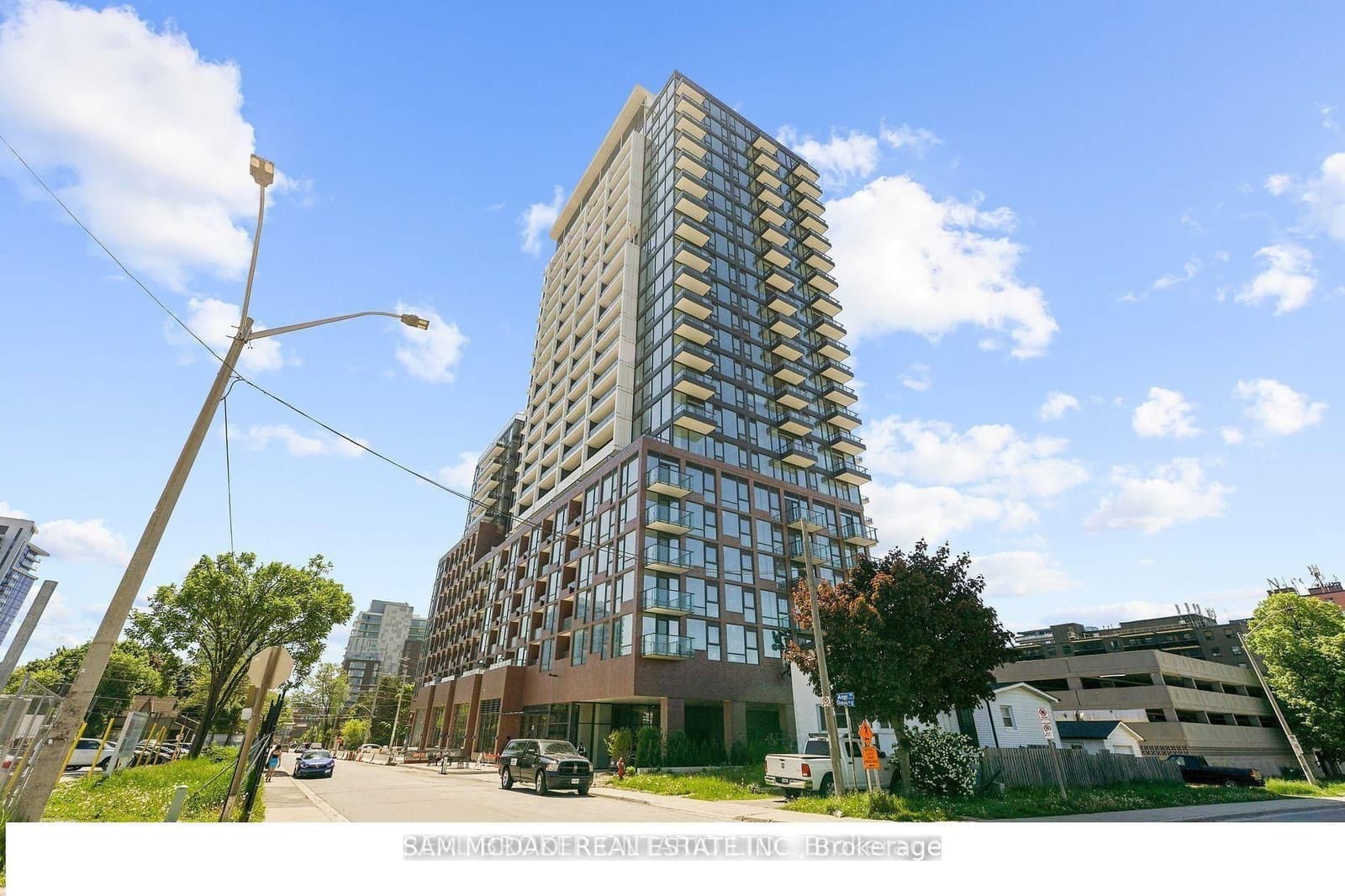 28 Ann Street E, Unit 301 - Image 2