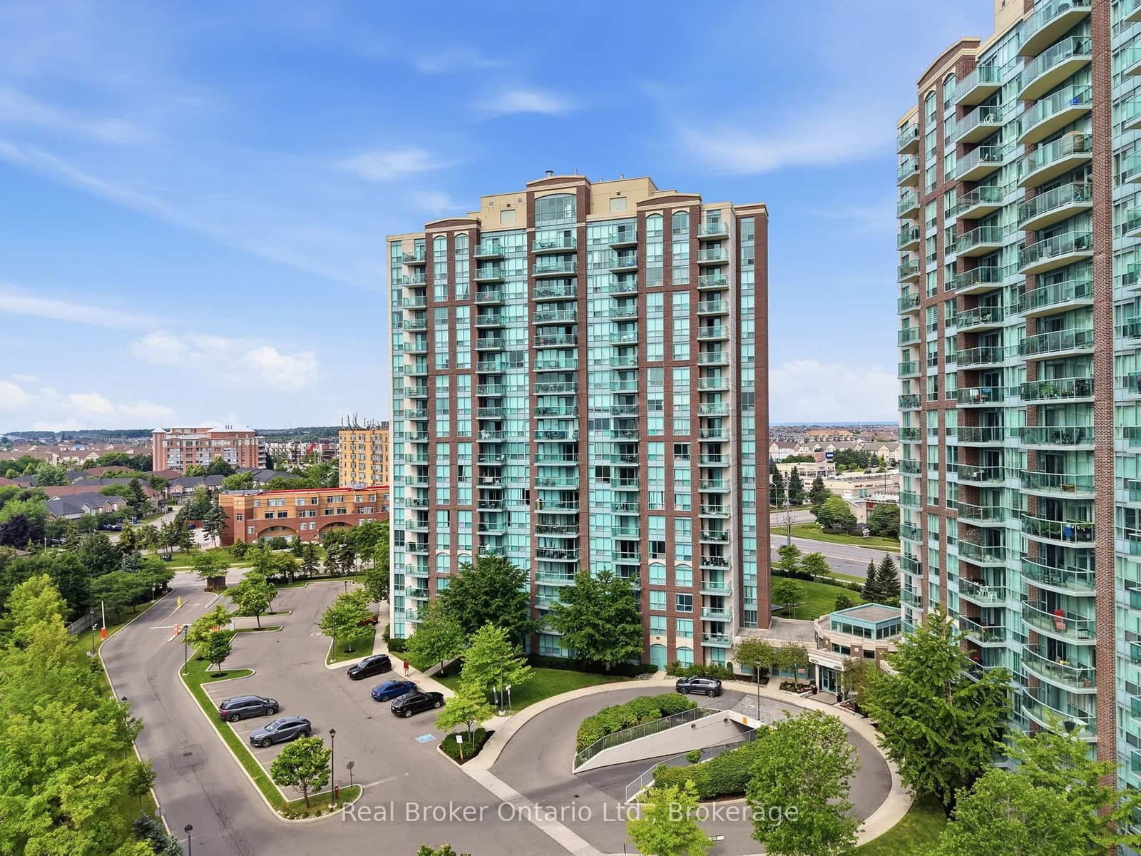 #902 - 4879 Kimbermount Avenue
