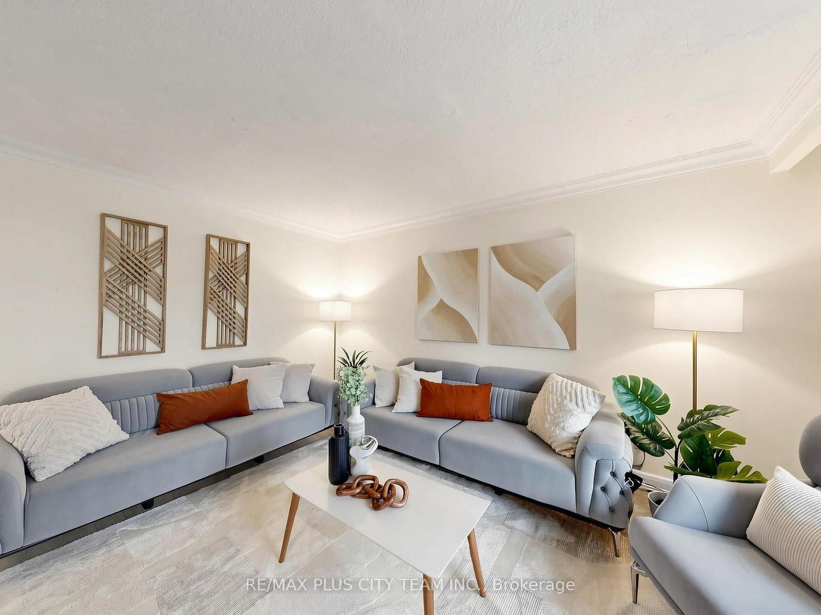 260 Renforth Drive - Image 3
