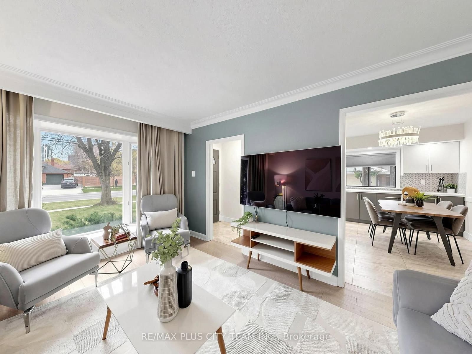 260 Renforth Drive - Image 5