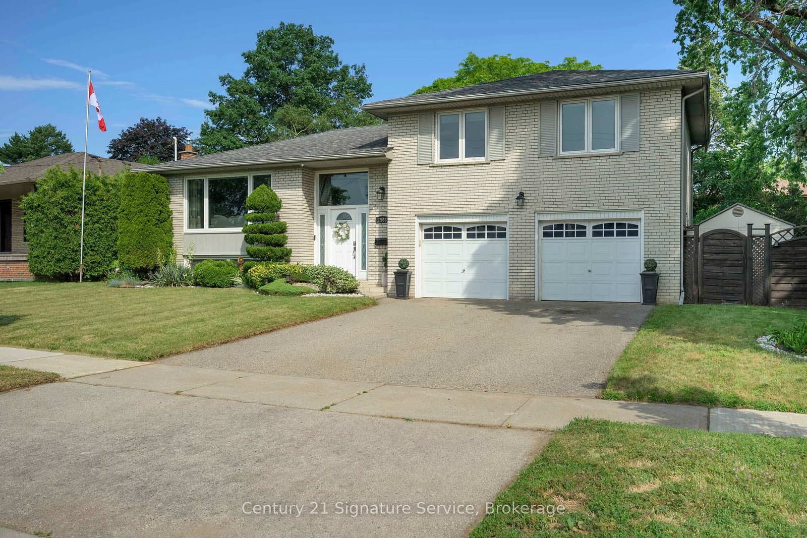 1563 Brentano Boulevard - Image 1