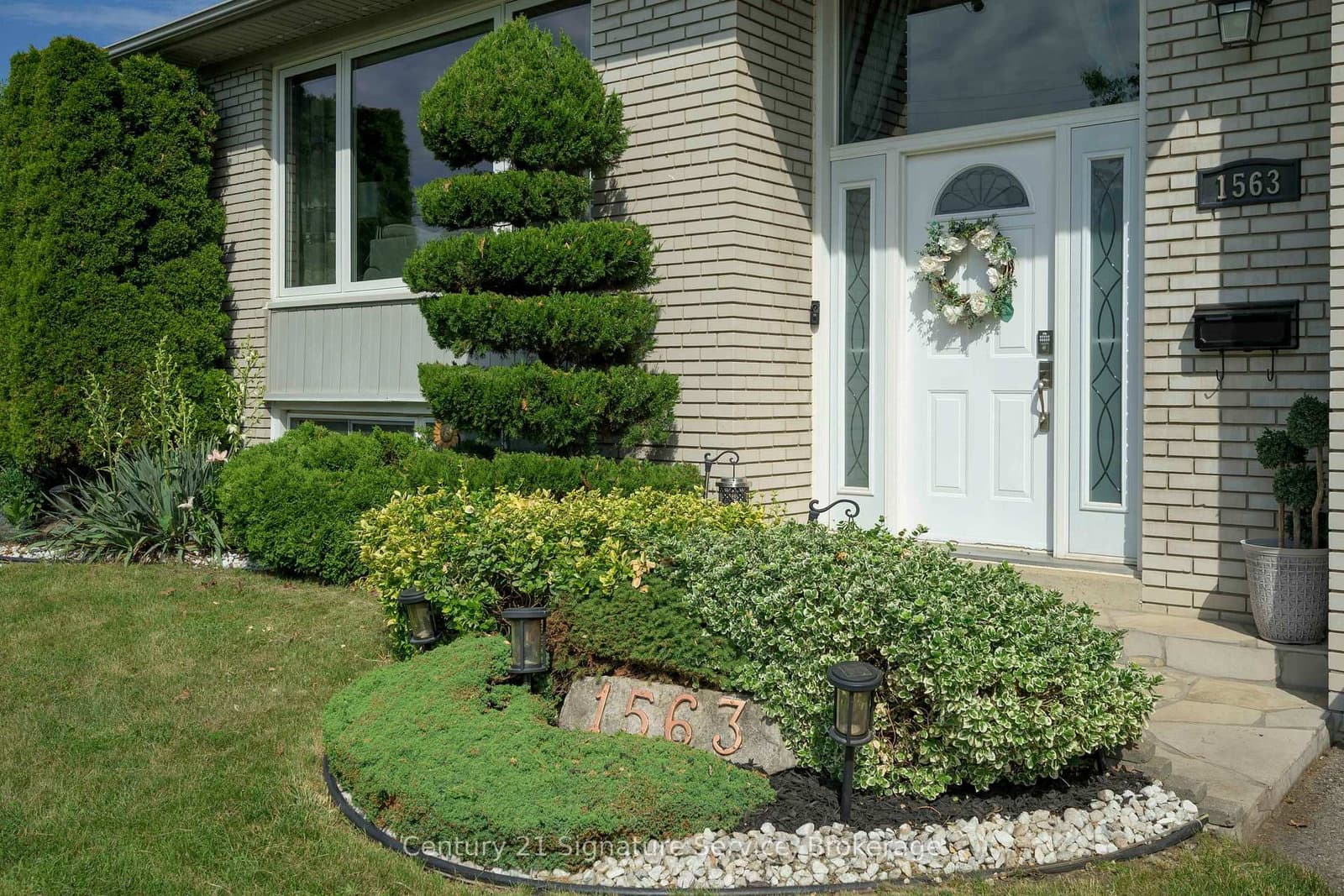 1563 Brentano Boulevard - Image 2