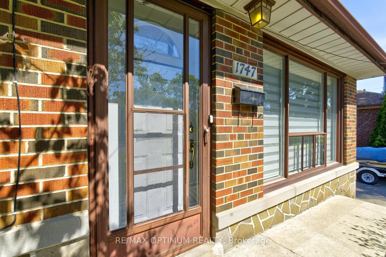 1747 Coram Crescent - Image 5