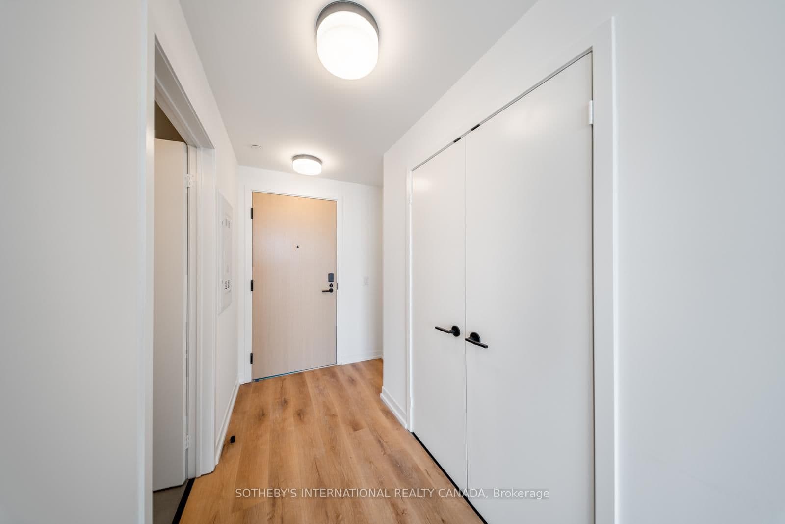 5 York Garden Way, Unit 703 - Image 2