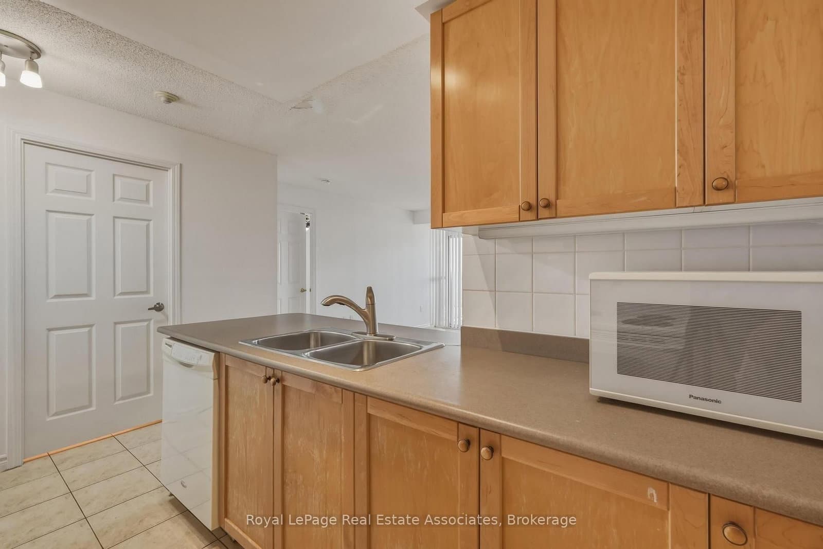55 Strathaven Drive, Unit 1202 - Image 6