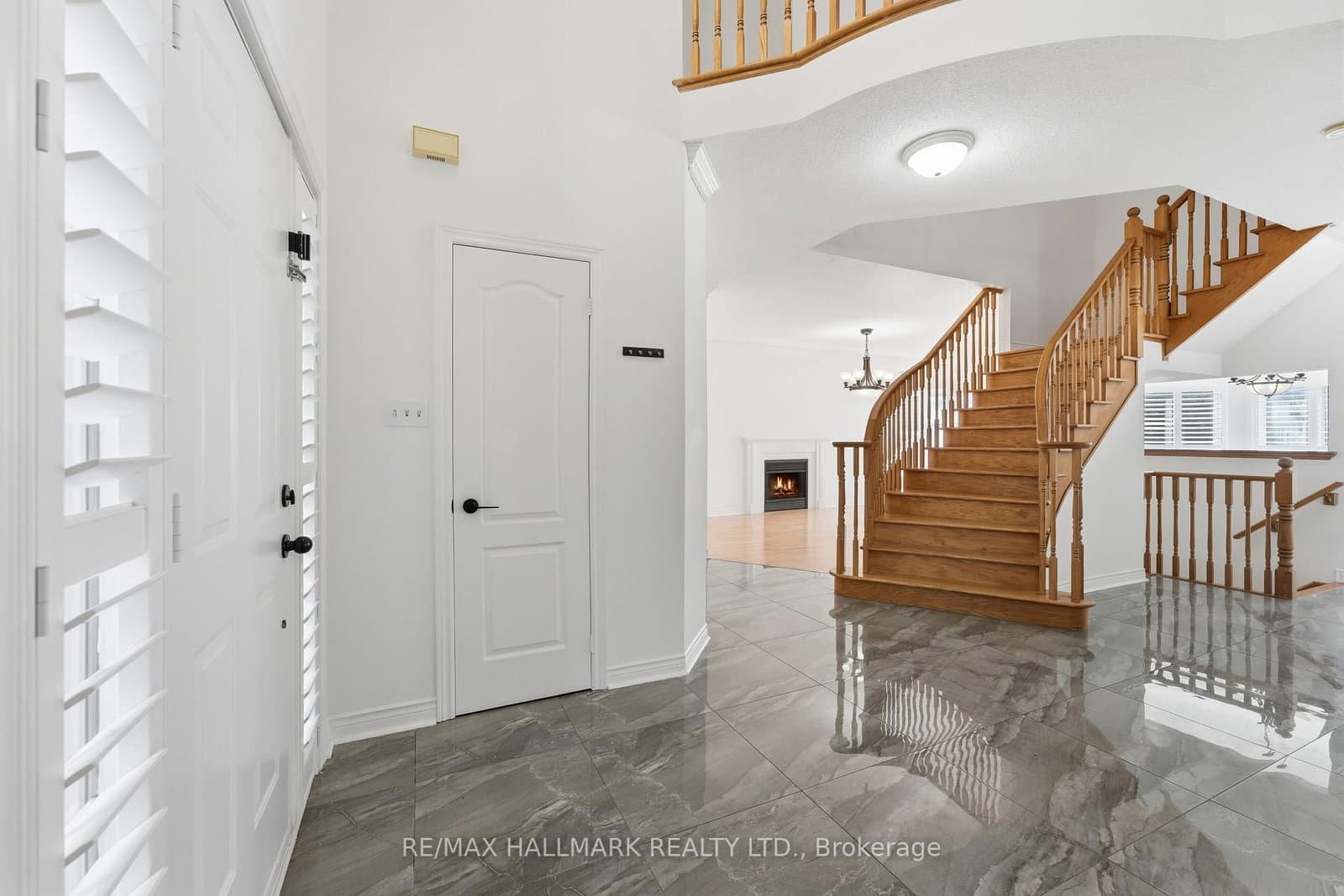 2013 Rosemount Crescent - Image 2