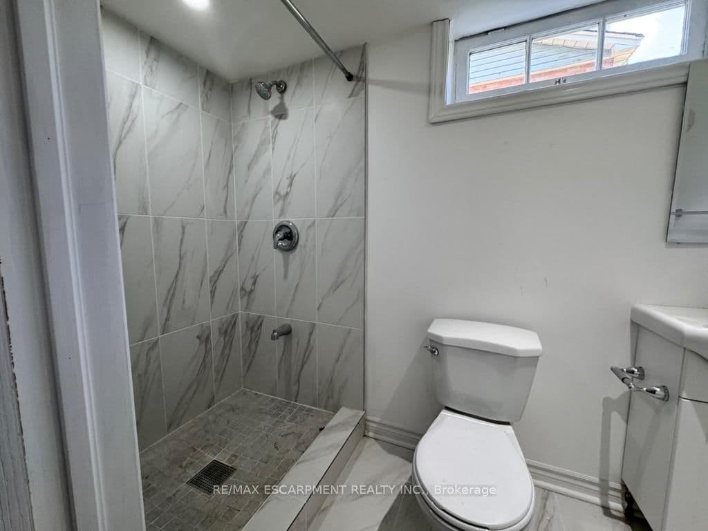 46 Plains Road E, Unit Lower Unit - Image 6