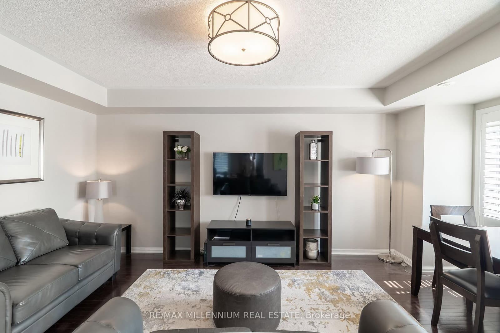 2614 Dashwood Drive, Unit 17 - Image 3