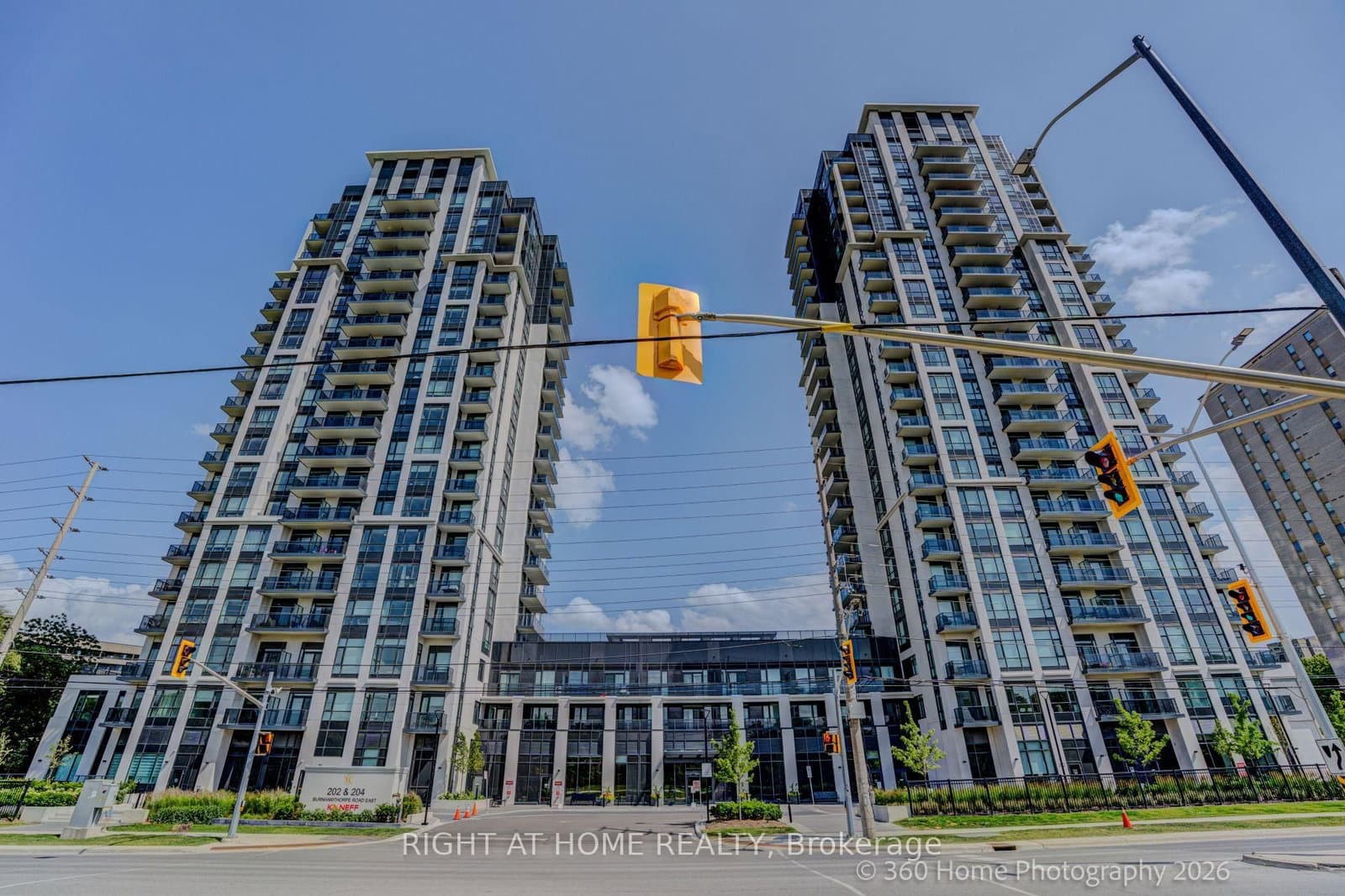 202 Burnhamthorpe Road E, Unit 505 - Image 4