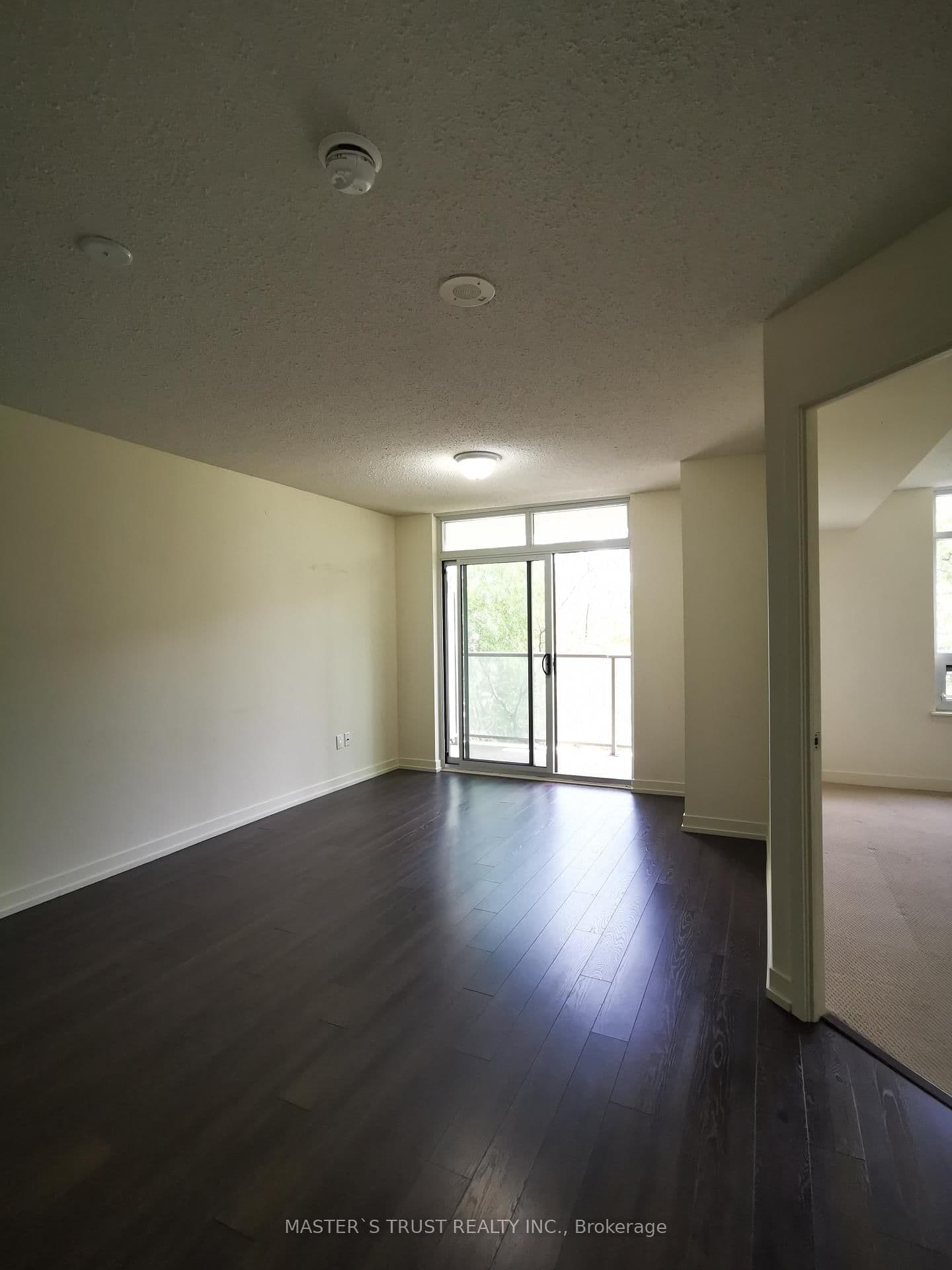 812 Lansdowne Avenue, Unit 302 - Image 4