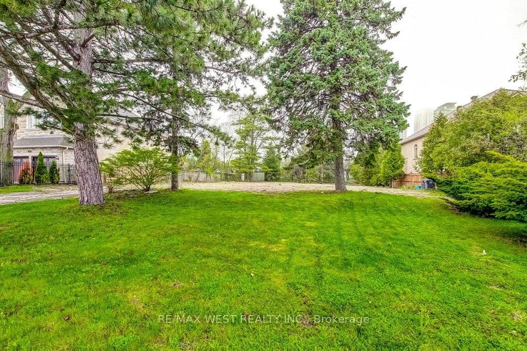 Part Lot 2 Fairview Road W - Image 1