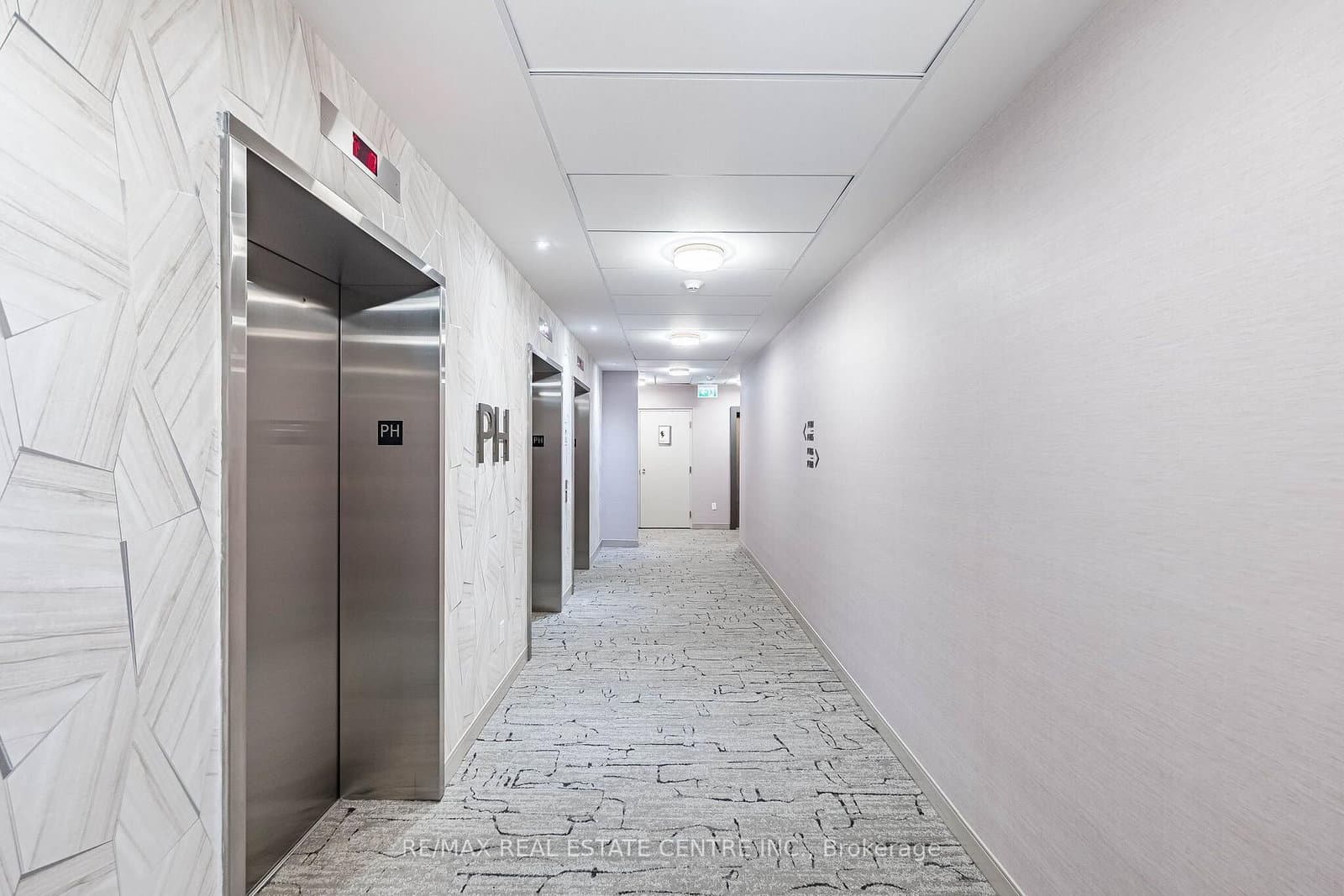 10 Eva Road, Unit ph01 - Image 2
