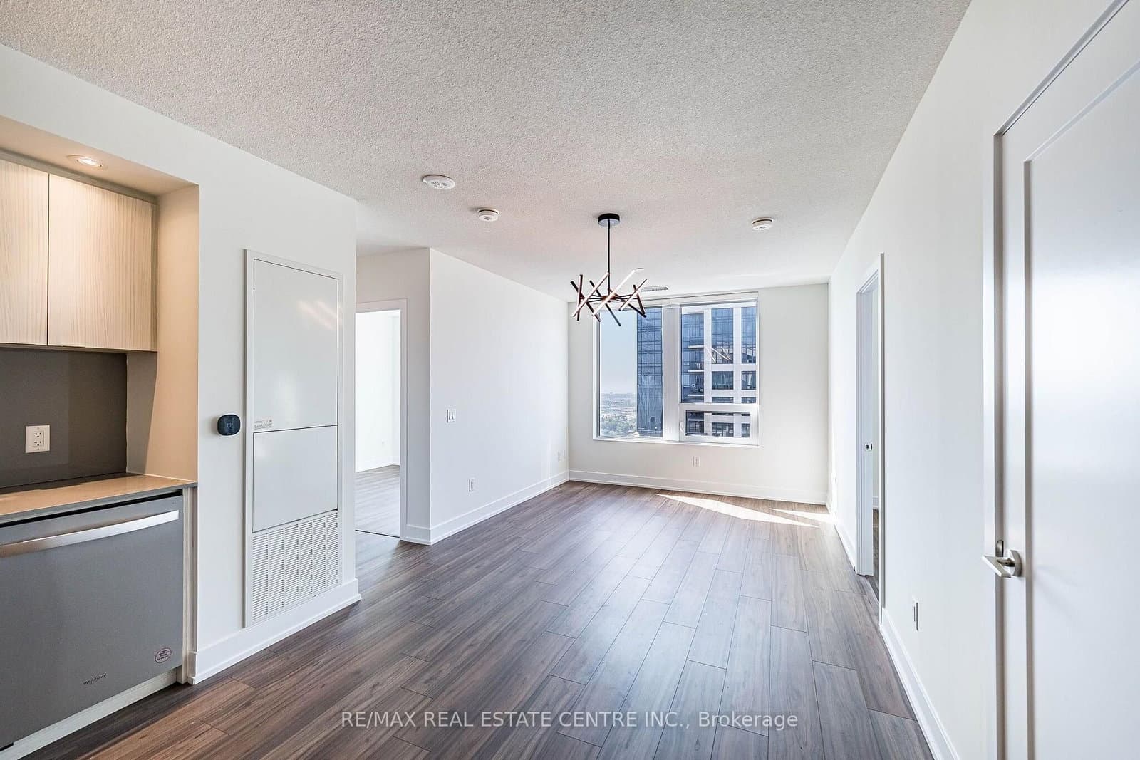 10 Eva Road, Unit ph01 - Image 6