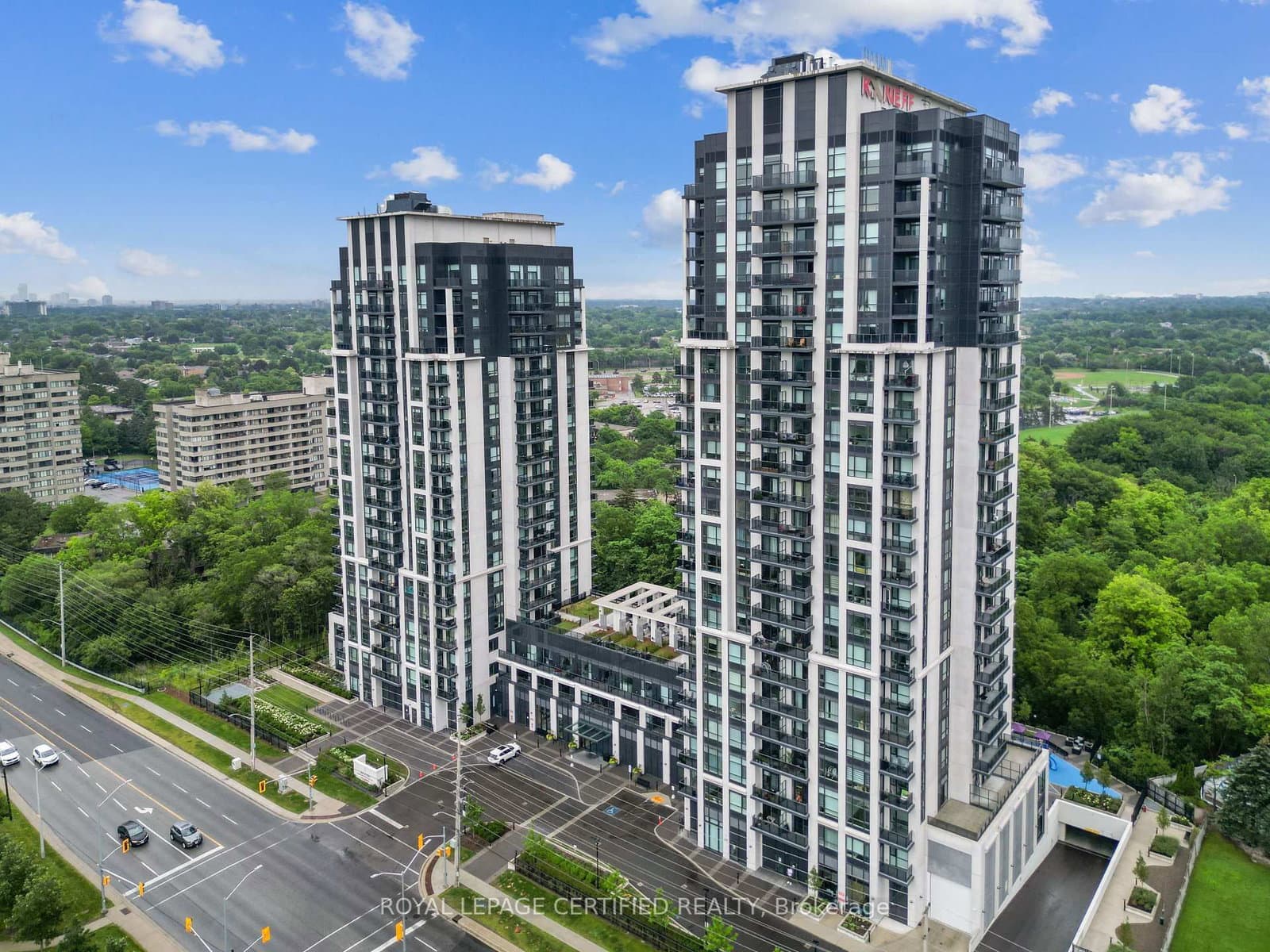 #1803 - 202 Burnhamthorpe Road E