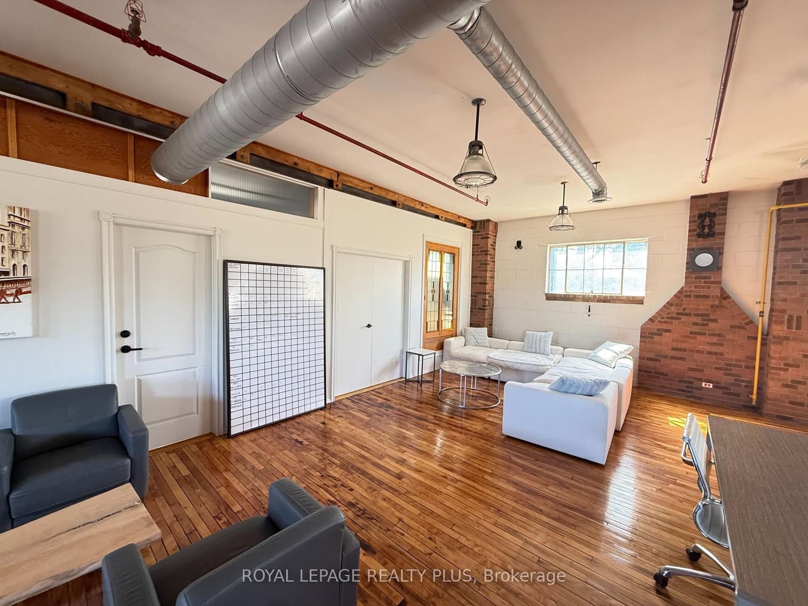 1099 Edgeleigh Avenue, Unit 2 - Image 6