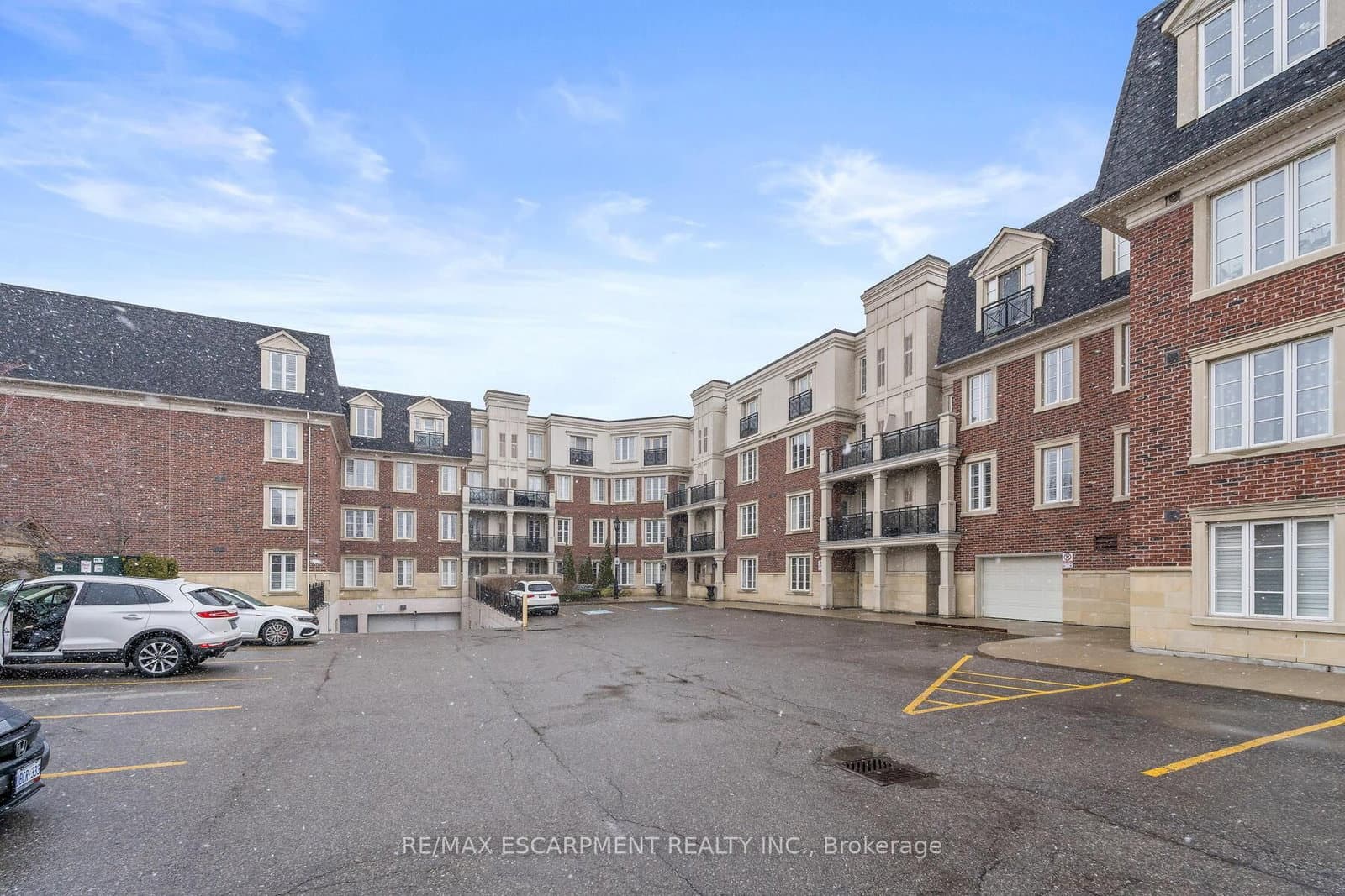 #116 - 3351 Cawthra Road