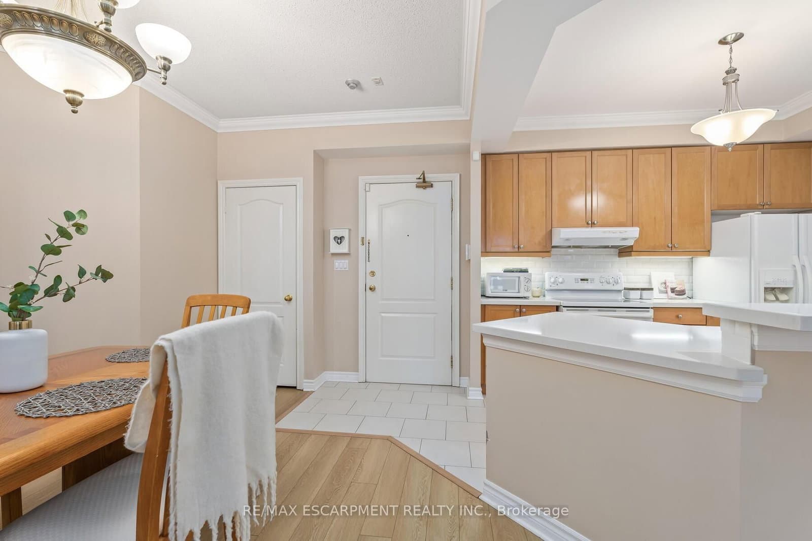3351 Cawthra Road, Unit 116 - Image 5