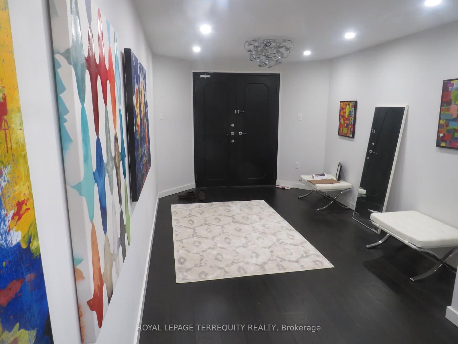 2045 Lake Shore Boulevard W, Unit 3305 - Image 1