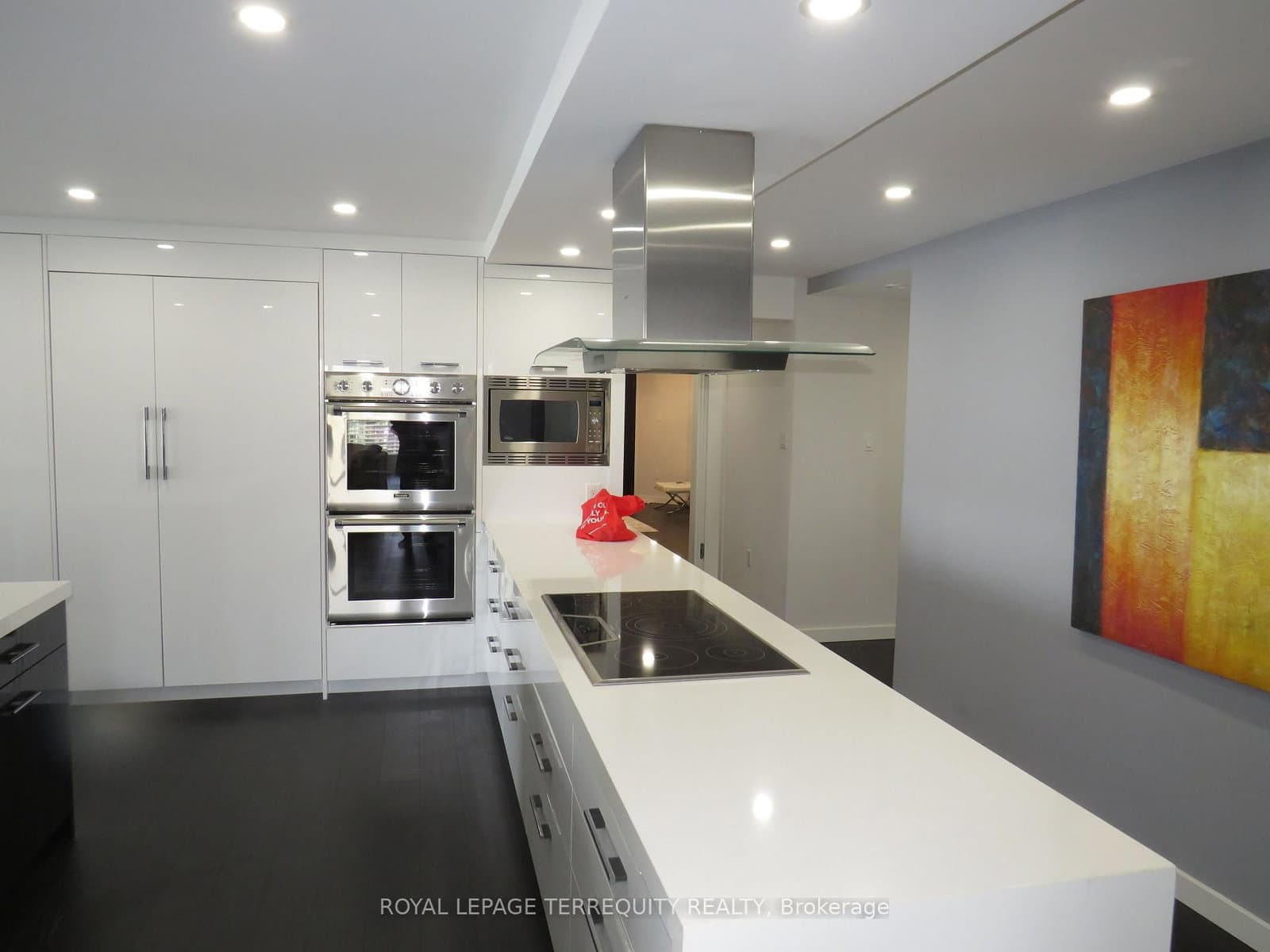2045 Lake Shore Boulevard W, Unit 3305 - Image 4