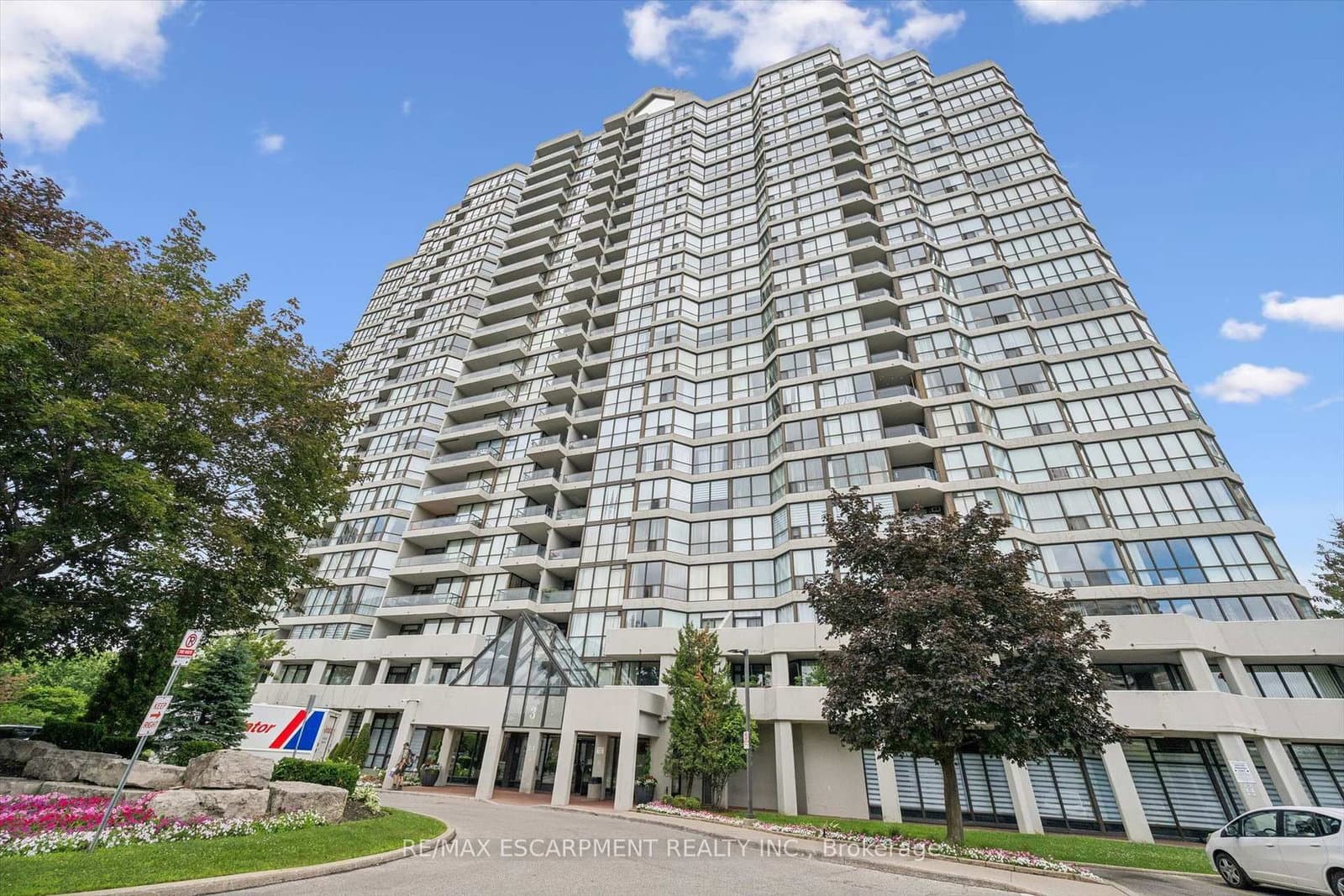 #2309 - 3 Rowntree Road