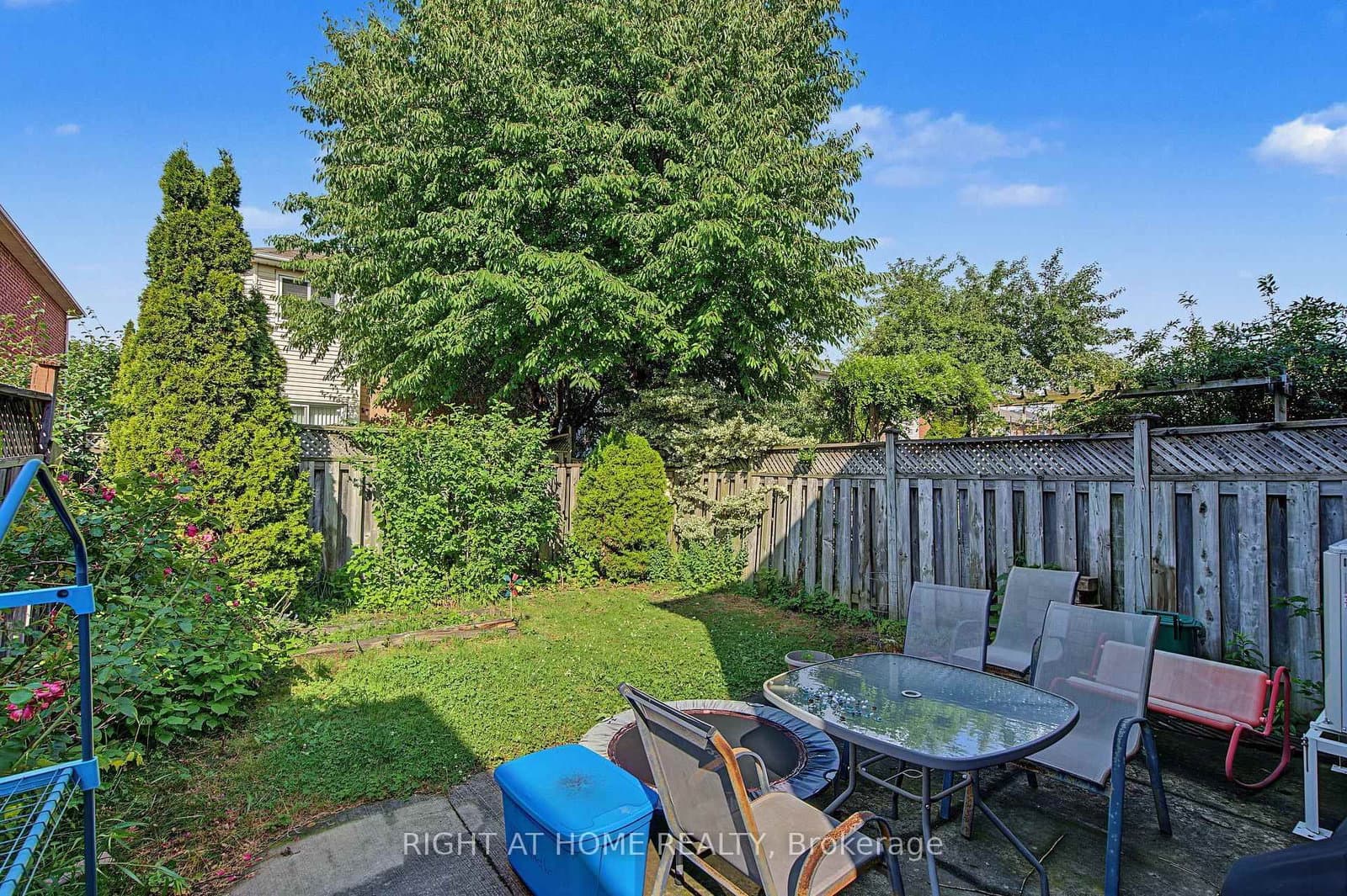 5531 Whistler Crescent - Image 4