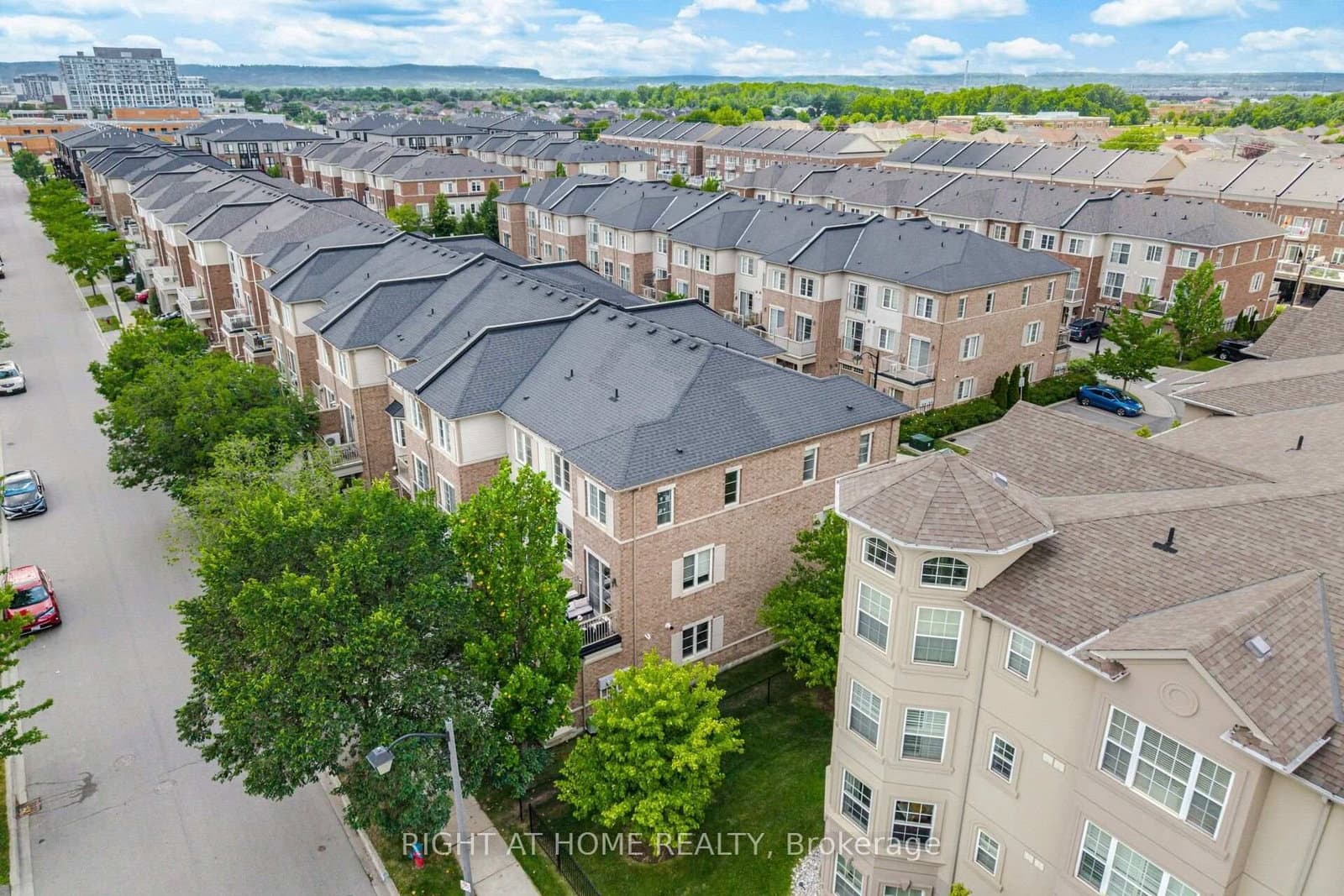 165 Hampshire Way, Unit 153 - Image 3