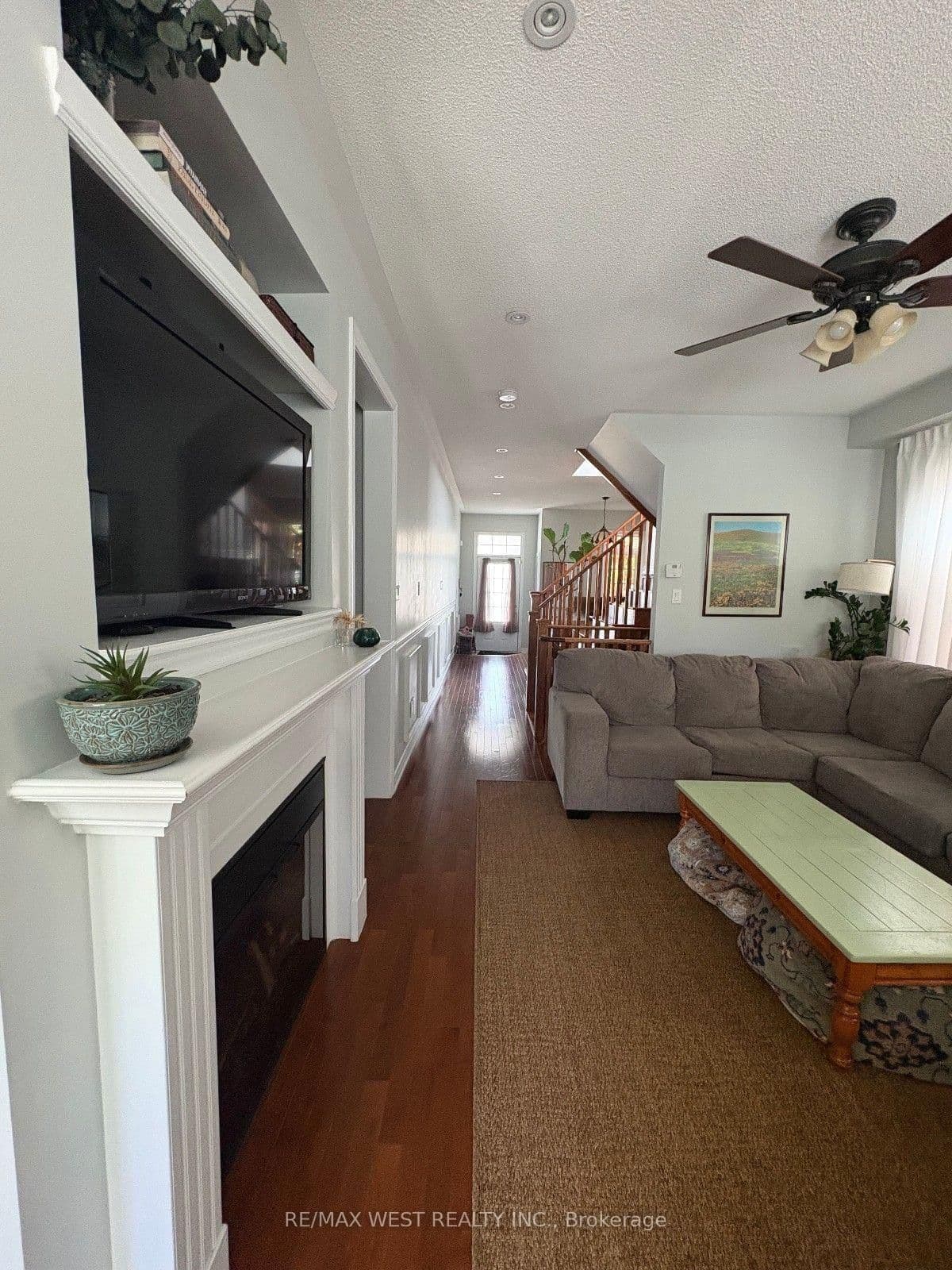 8 Callalily Road - Image 4