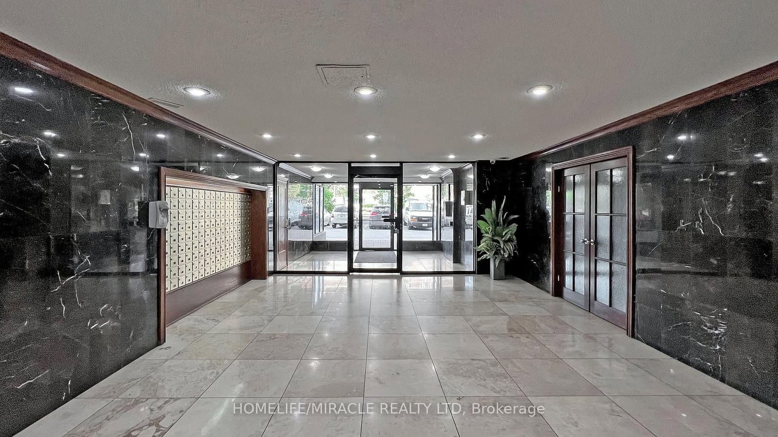 10 Tobermory Drive, Unit 1206 - Image 4