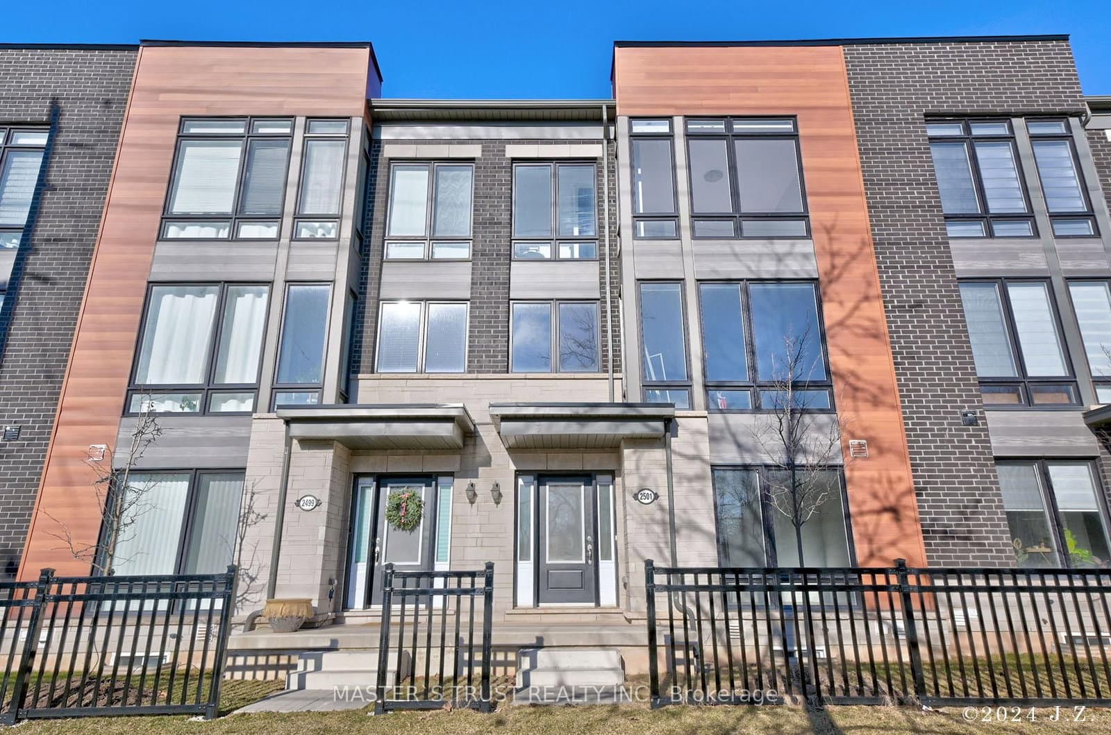 2501 Littlefield Crescent - Image 1