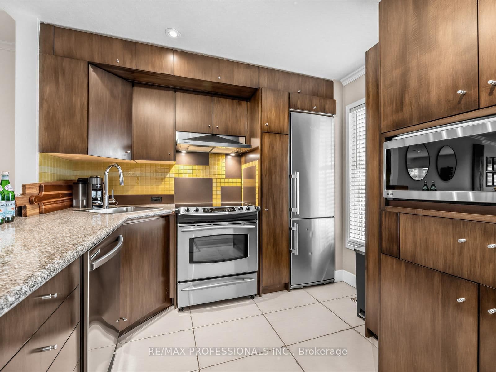 220 Manitoba Street, Unit 32 - Image 6