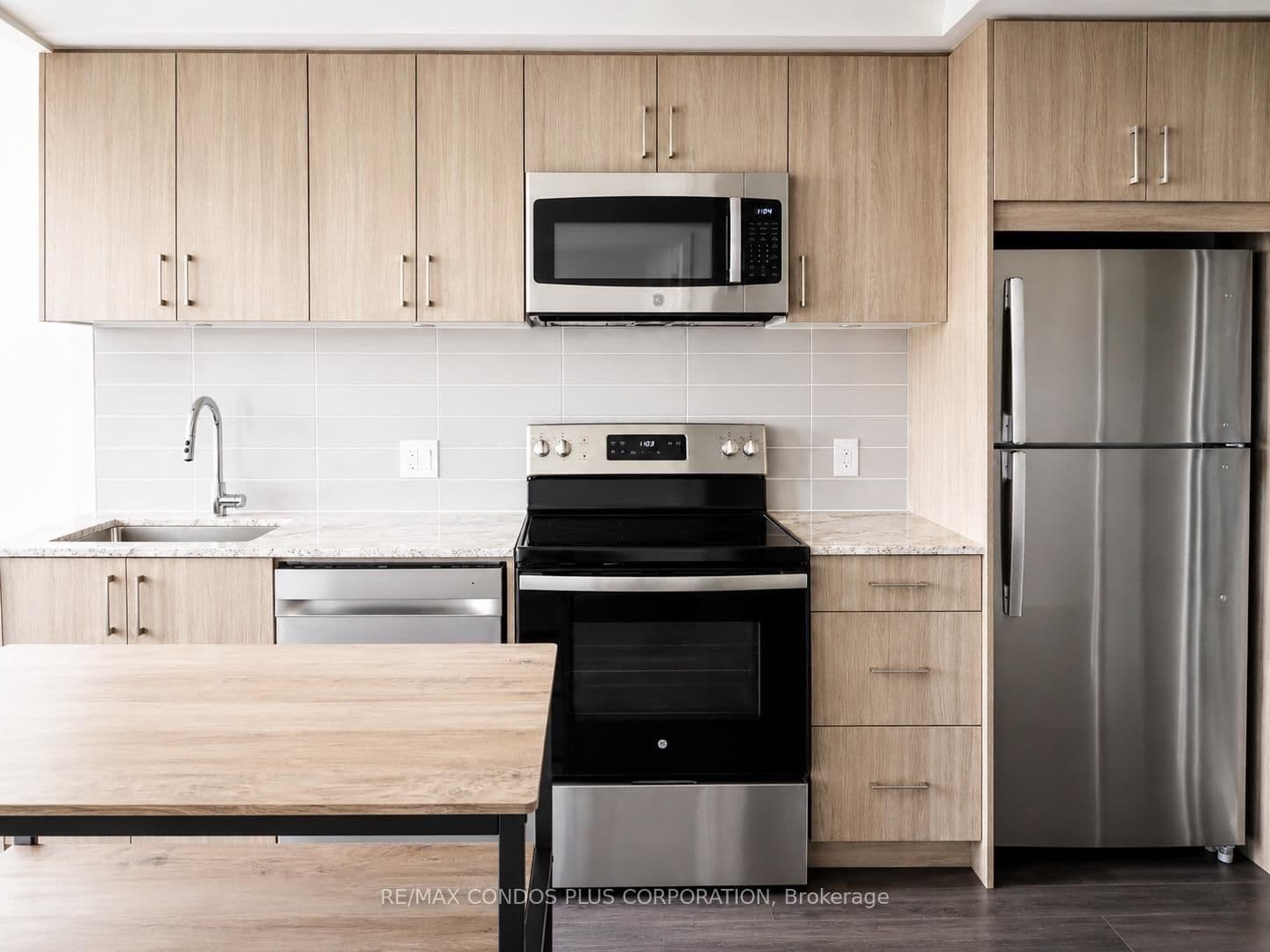 4010 Eglinton Avenue W, Unit 424 - Image 2