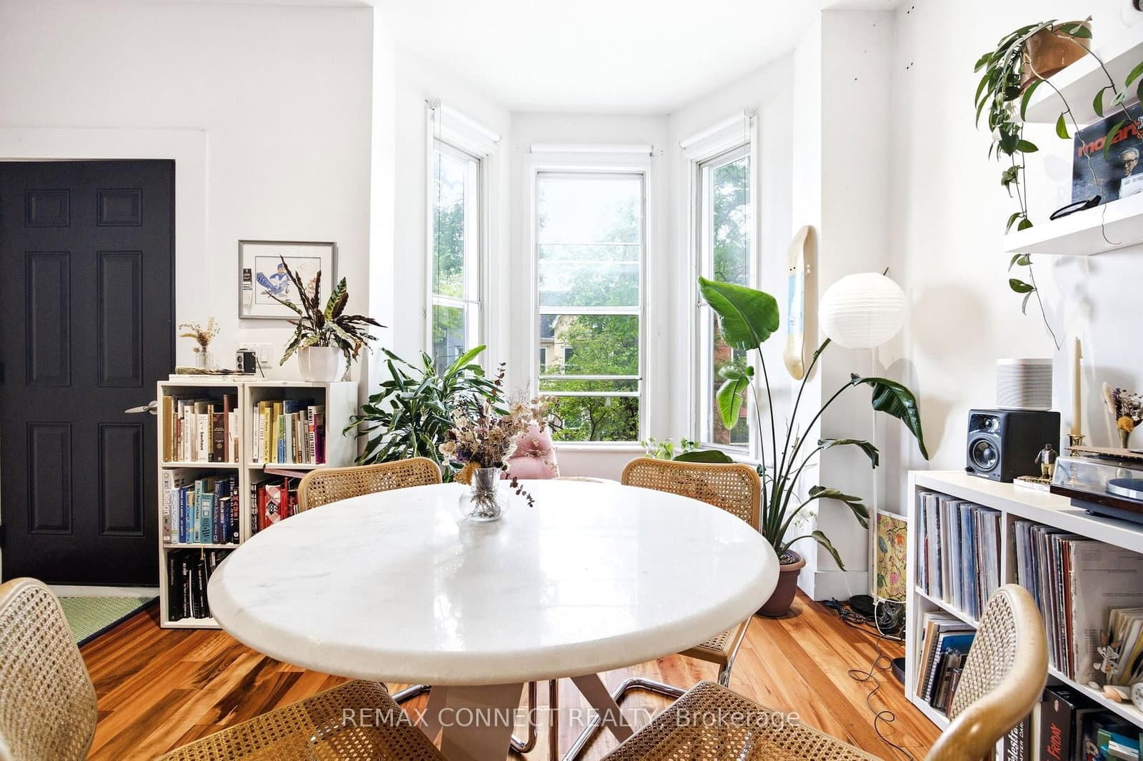 37 Noble Street - Image 5