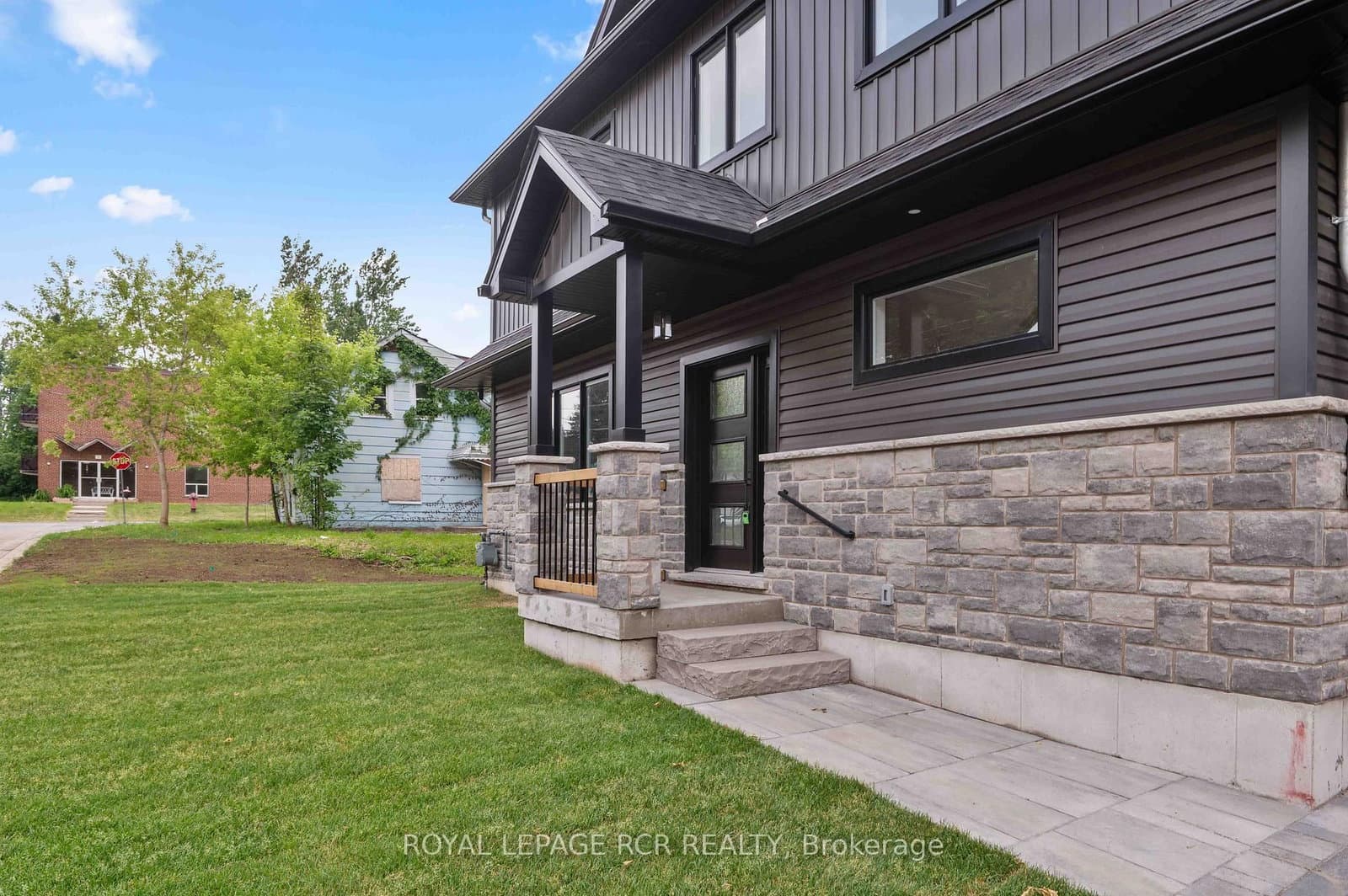 7 Henry Street - Image 3